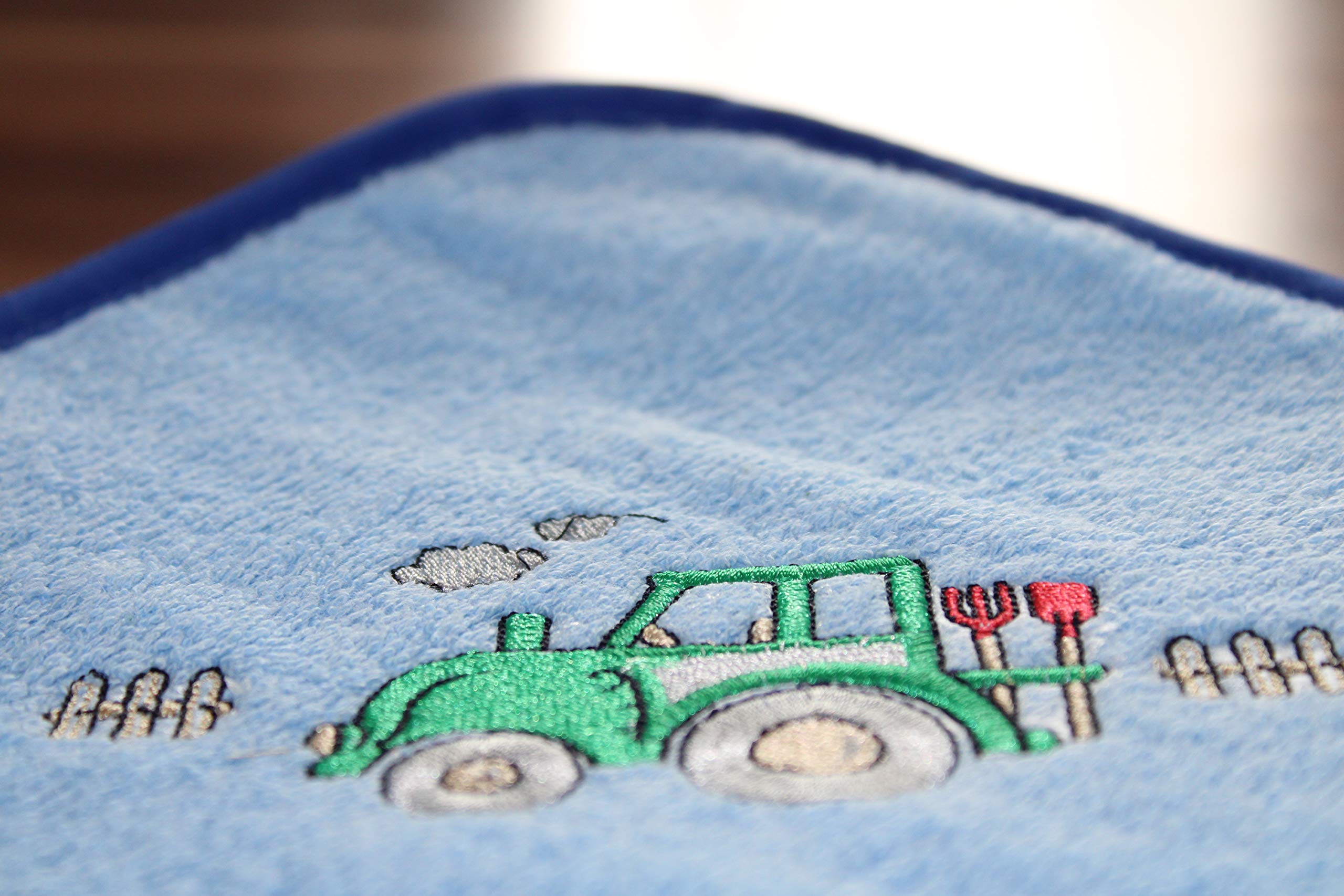Baby Kapuzenhandtuch Set mit Waschlappen | Baby Handtuch 80 x 80 cm Kapuzenbadetuch | personalisiert mit Name | Baby Badetuch Bestickt mit Namen | Jungen Mädchen (Blauer Traktor)