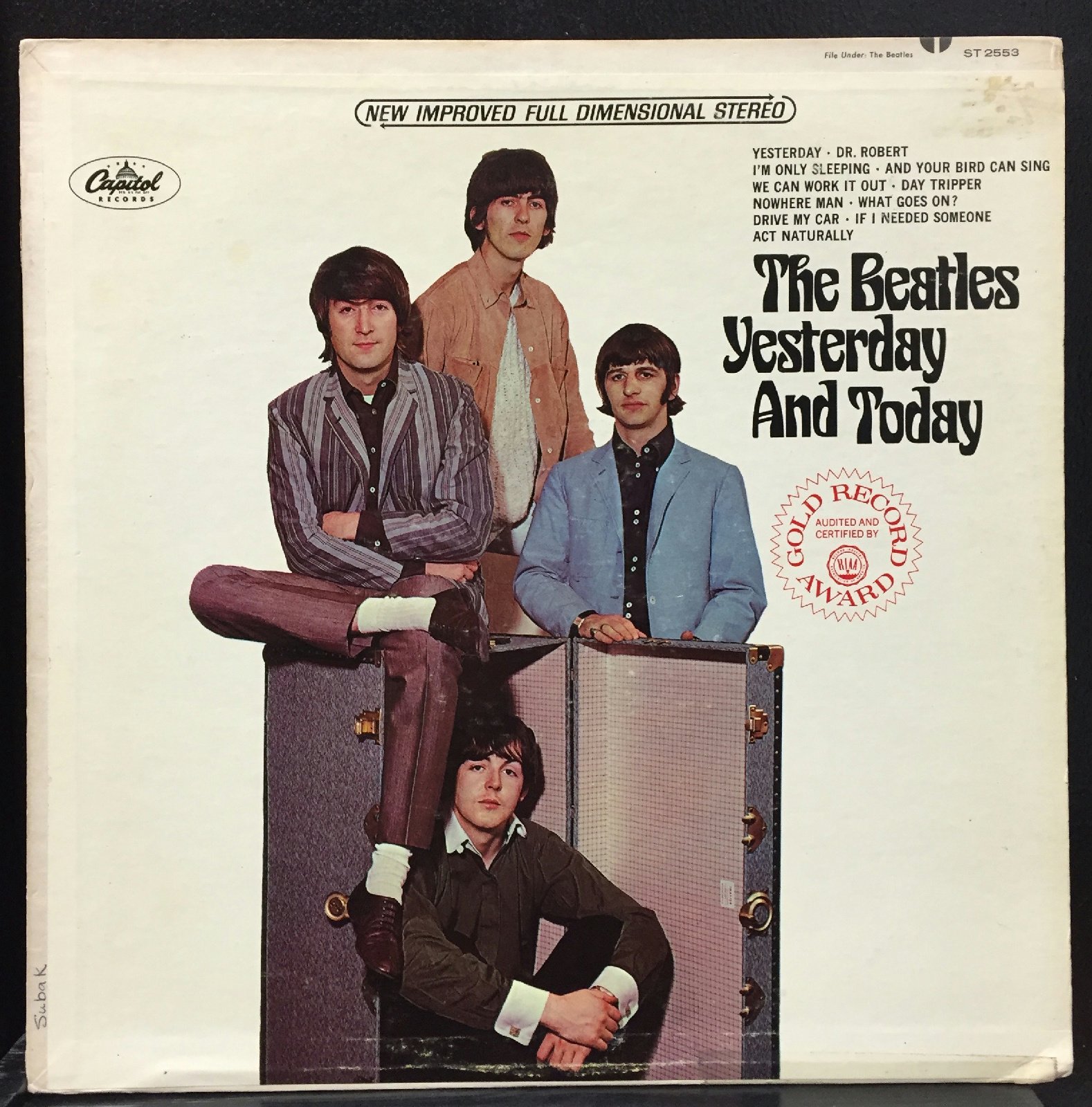 Amazon.com: Beatles - Yesterday And Today green label - Lp Vinyl