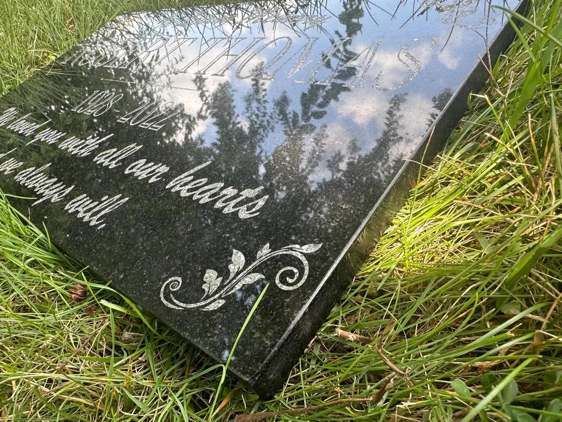 Custom Muslim Memorial Stone Black Granite, Islamic Muslim Personalized Memorial Stone Marker Headstone, Muslim Human Grave Marker Black