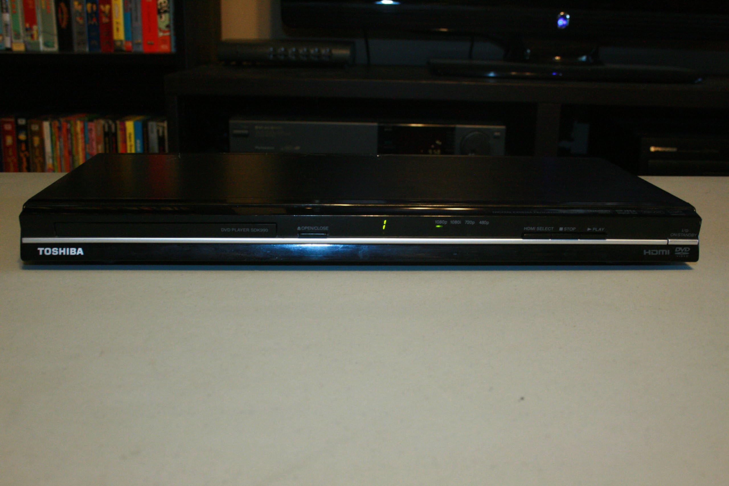 Toshiba SDK990K Multi Region Zone/Region Code Free DVD Player with 1080p Upconversion - Plays PAL or NTSC DVDs from Any Region or Any Country