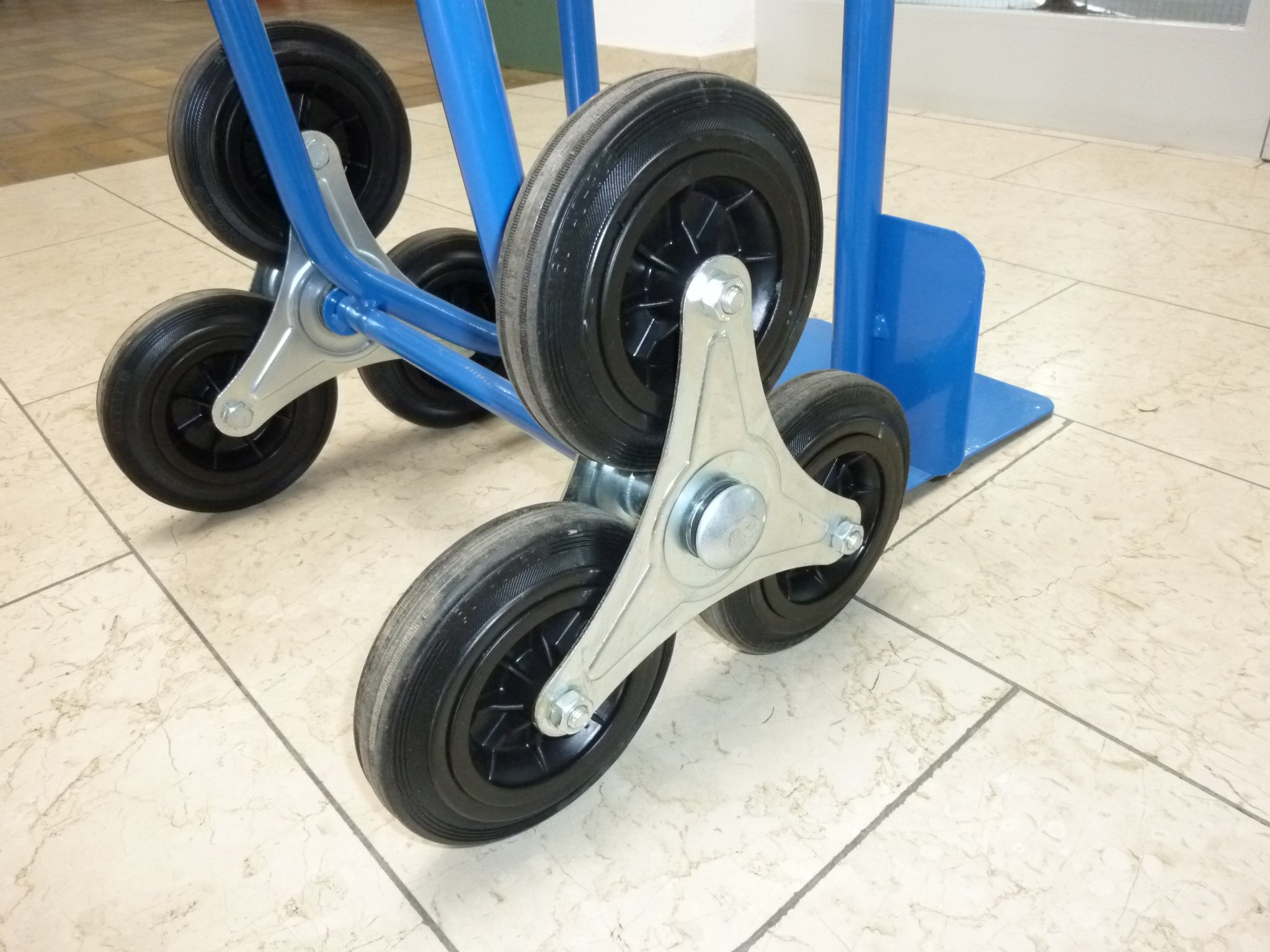 RLW-Treppenkarre Treppensteiger Sackkarre (Aluminium leicht) | Treppensteiger, Sackkarre, Stapelkarre, Höhe 1.180 mm, Große Ladeschaufel 280 x 280 mm
