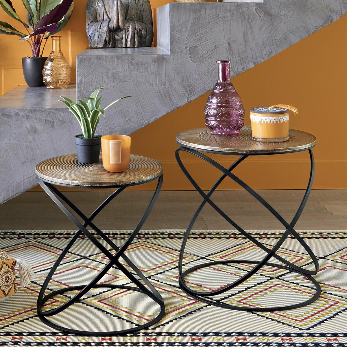 Atmosphera – Set di 2 Tavolini con Base in Metallo e Ripiano in Legno, Stile Etnico, per decorazione