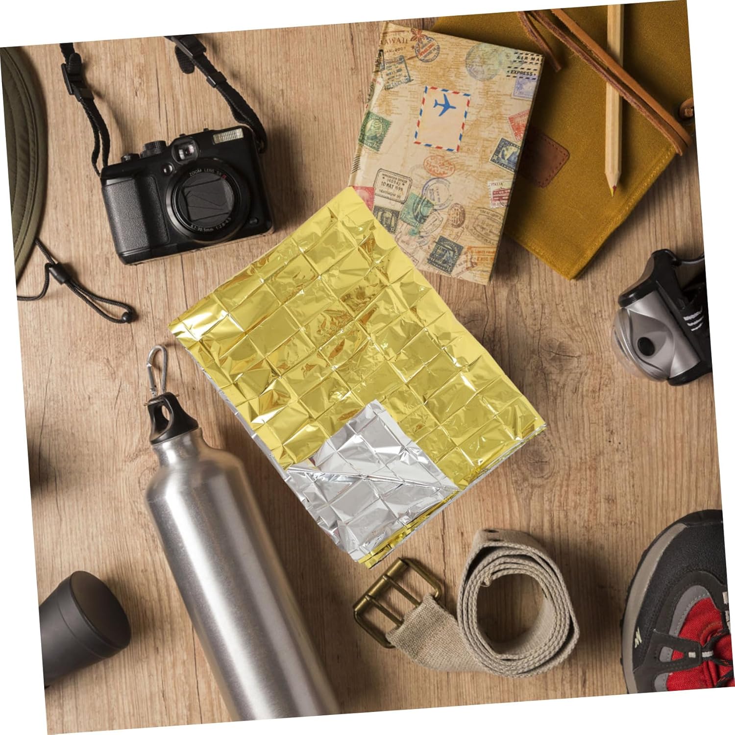 10pcs Reflective Emergency Blanket Lightweight Thermal Insulation Blankets for Camping Outdoor Survival and Emergency Situations Compact and Portable for All Weather