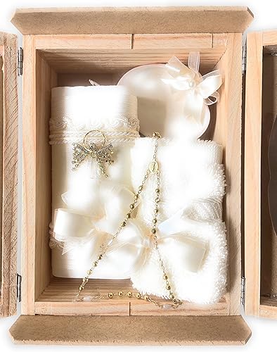 Miniatura 5 de Kit de bautismo católico en caja de madera con toalla, vela, rosario y concha para bebés niños y niñas. Hecho a mano en México Regalo para padrinos.