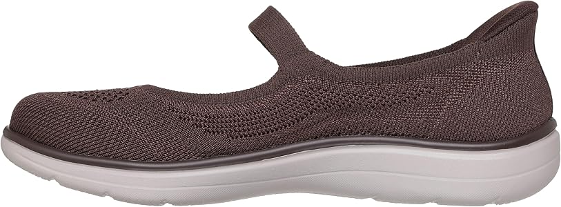 Amazon | Skechers レディース Mary Jane フラット, チョコレート