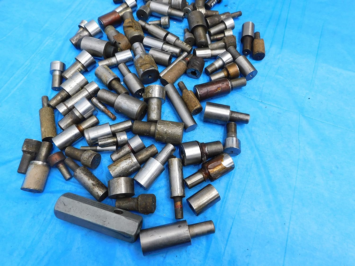 80 PC LOT of SMOOTH PIN PLUG GAGE MEMBERS VARIOUS SIZES CALIBRATION STANDARDS - MB5702AZ1