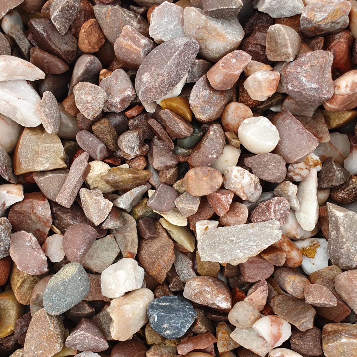 Stafford Pink Decorative Stones Chippings Peacock Turfscape Gravels Aggregates for Driveway Paths Garden Maxi Bag 23KG
