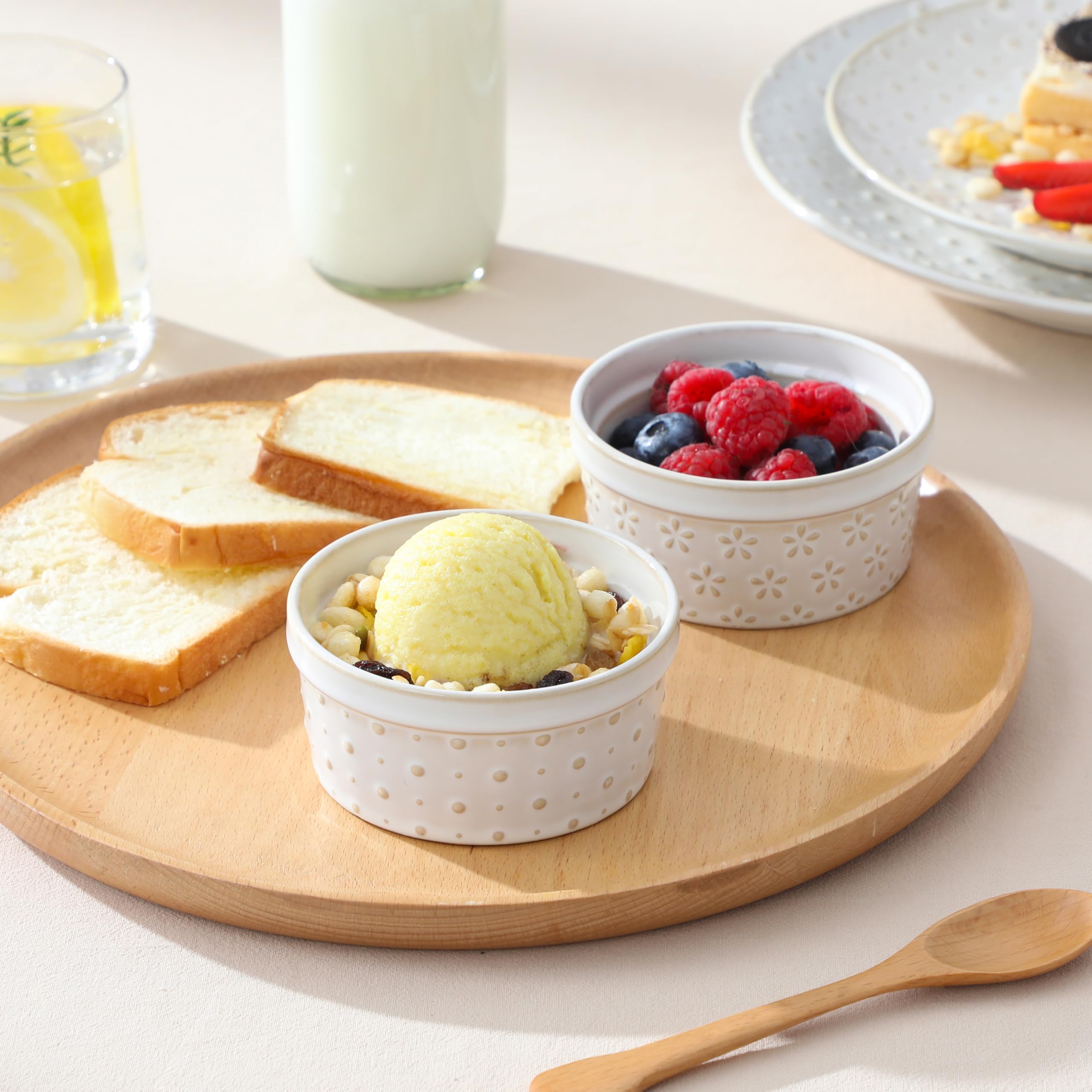 MALACASA Série Ramekin Dish, 4 Piéces Ramequins et Moules à Soufflé en Céramique pour Four, Petit Bols à Sauce Yaourt en Porcelaine, 120ml, Passent au Lave-vaisselle et au Four