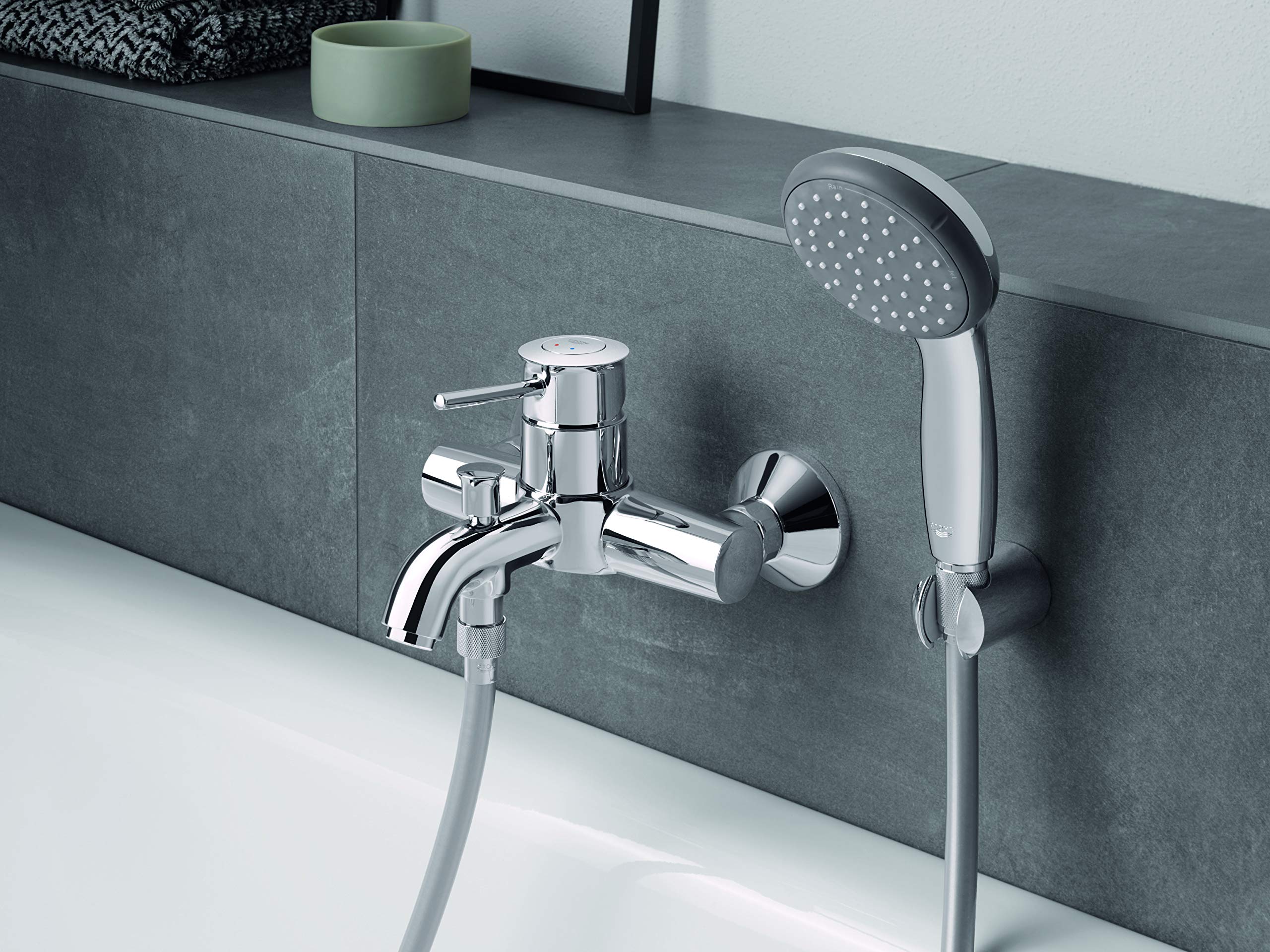 GROHE QuickFix Start Classic, Grifo de ducha o bañera monomando (montaje en pared y salida inferior, inversor automático, menor consumo de agua, instalación con QuickSpanner incluída), cromo, 23787000
