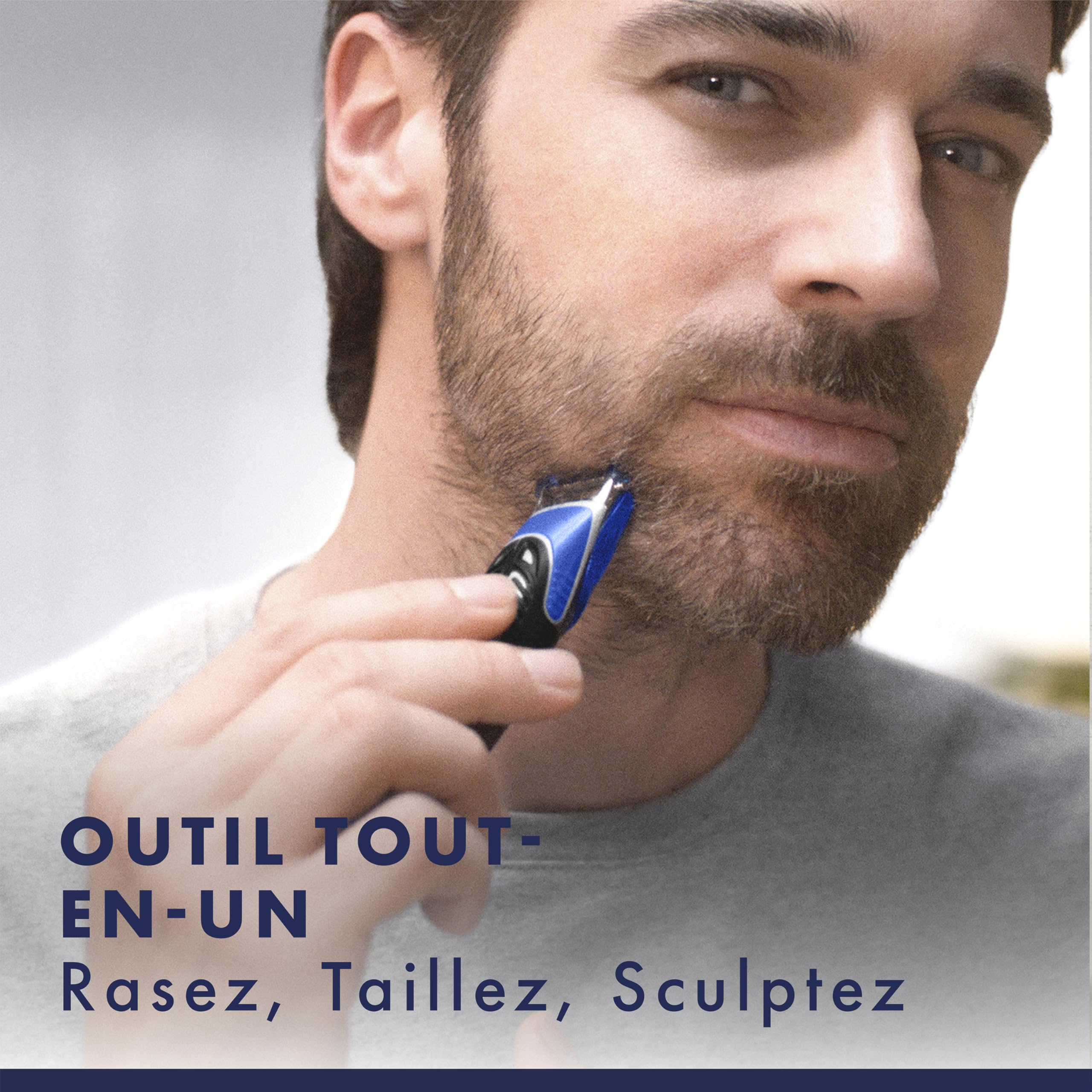 Gillette Tondeuse Homme Tout-en-Un, Bleu et Noir, avec 4 Accessoires | Etanche, sans Fil, Coffret Comprend 1 Tête de Rasoir à 5 Lames Problades en Acier Inoxydable, 3 Sabots, Technologie Braun