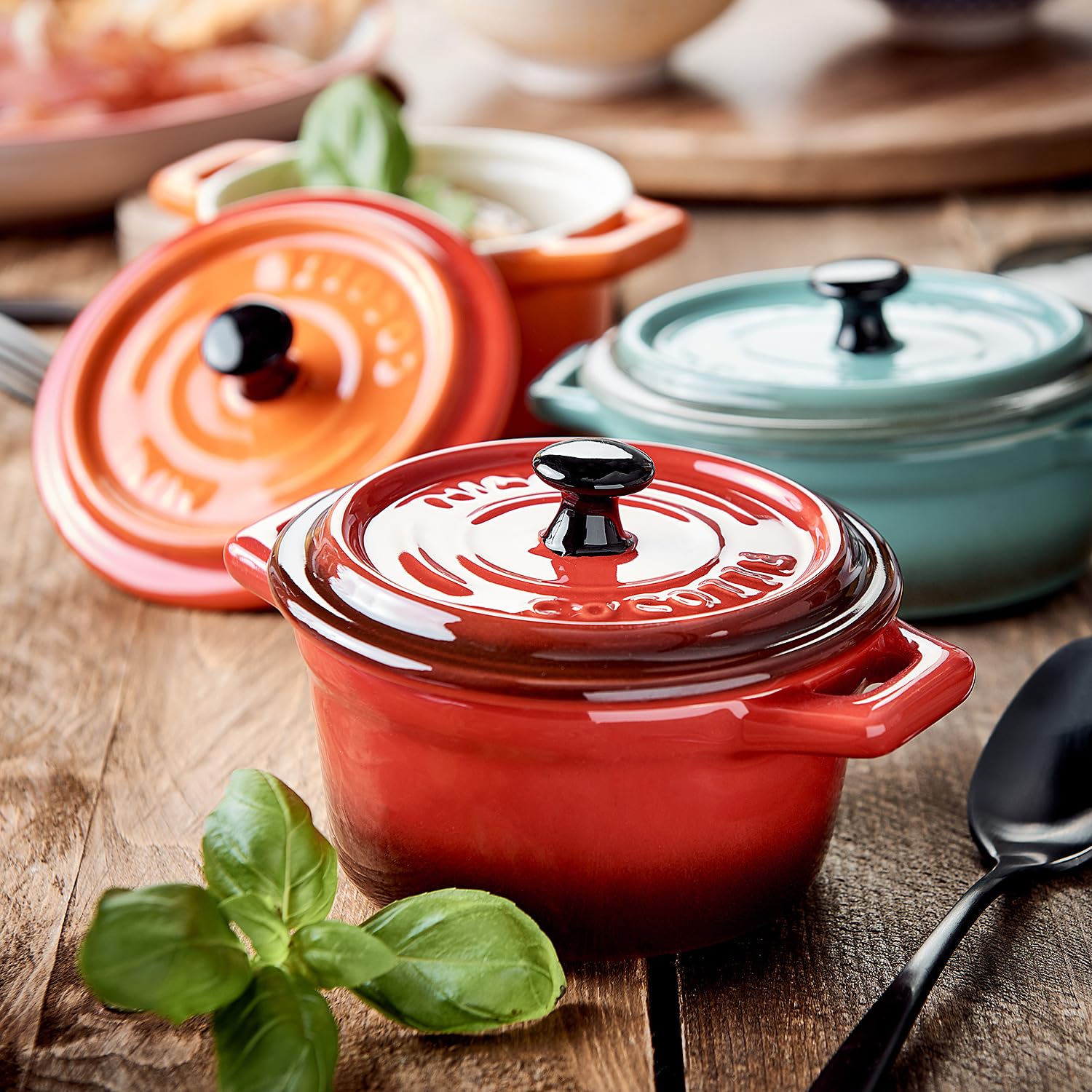 BUTLERS 4er Set Mini Auflaufformen Steinzeug - C'EST SI BON - ofenfest | Farbe Türkis - 150 ml - Ofenformen mit Deckel für Aufläufe & Gratins