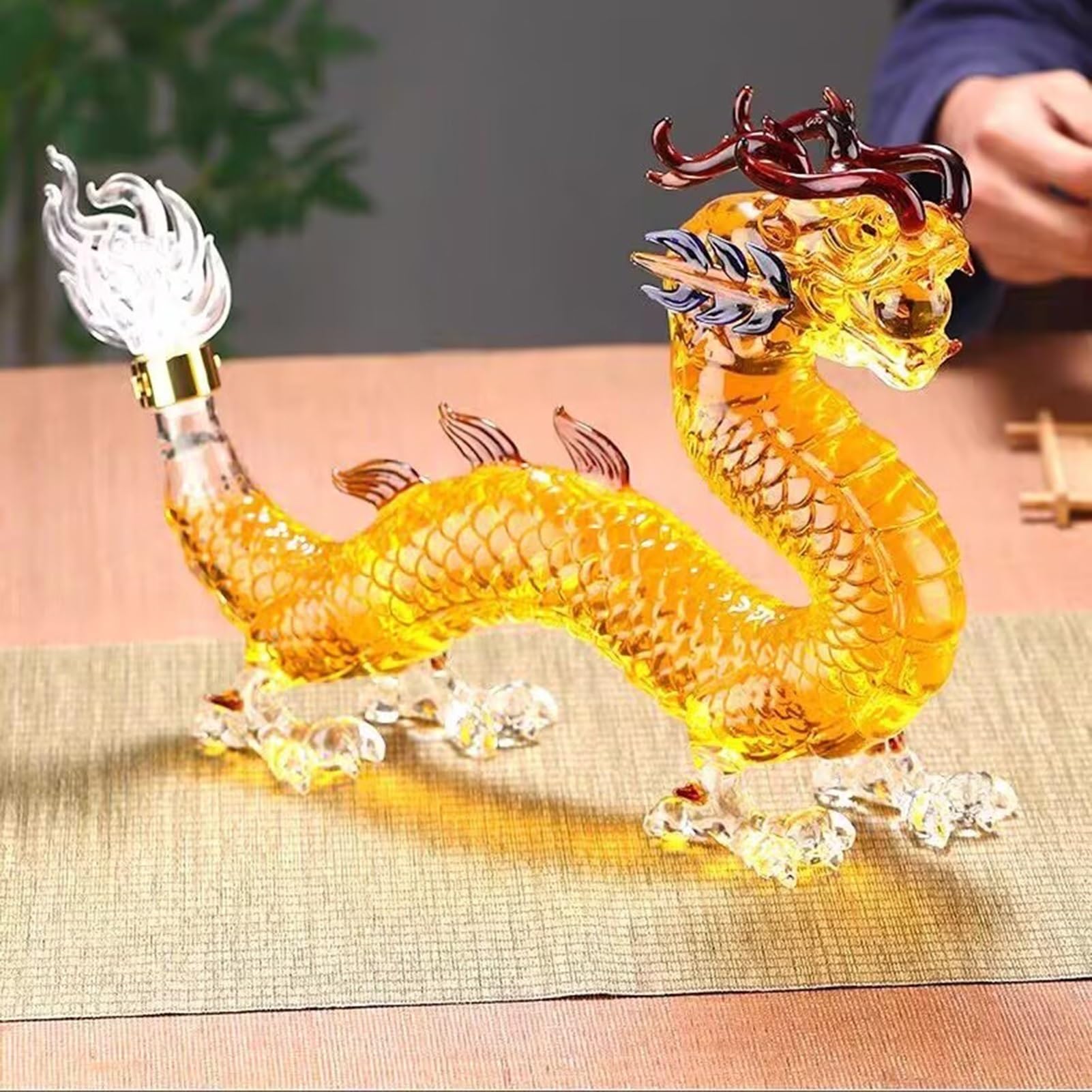 1000ML Decantador Whisky - Arte Estatua, Escultura De Decantador De Whisky Con Forma De Animal En 3D, Botellas De Vino De Vidrio Sin Plomo, Regalos Decorativos, Recipientes Vino(Dragon+gift box)