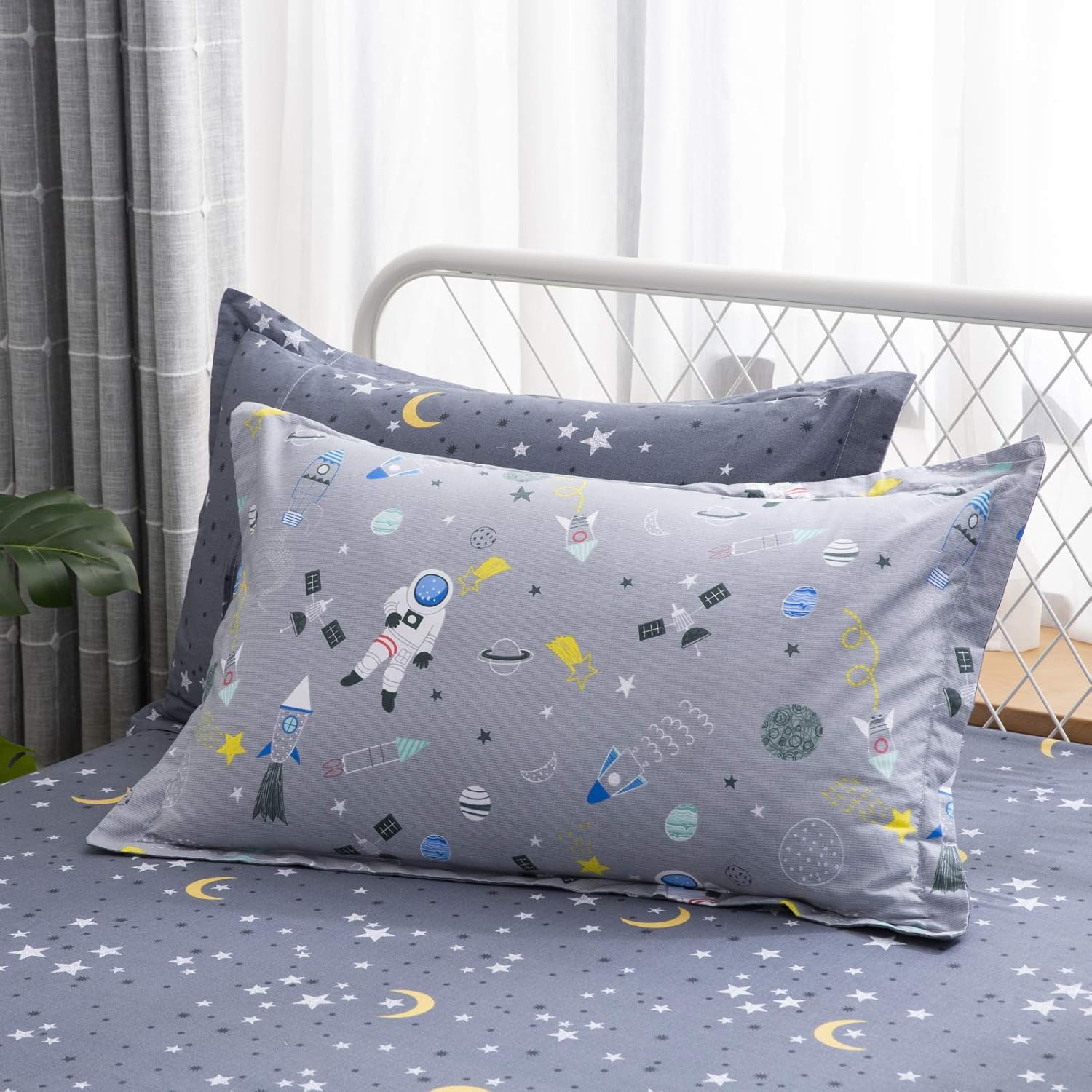 Brandream Kids Bedding Sets Twin Size Outer Space Themed Bed Sheets Boys Astronaut Bedding Gray 100% Cotton Bed Sheet Set 4-Piece