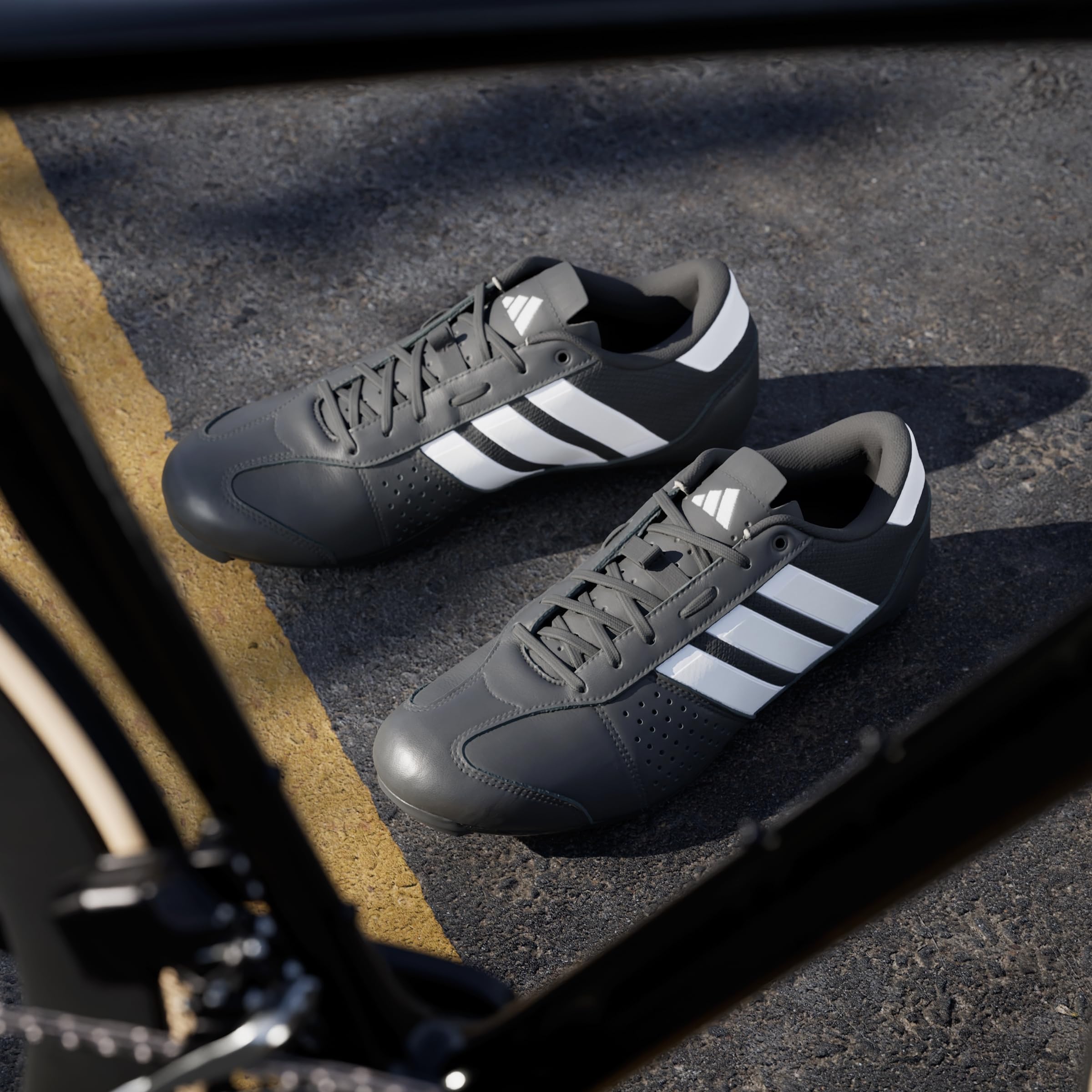 adidas Heritage Buty rowerowe szosowe, skórzana cholewka, czarne