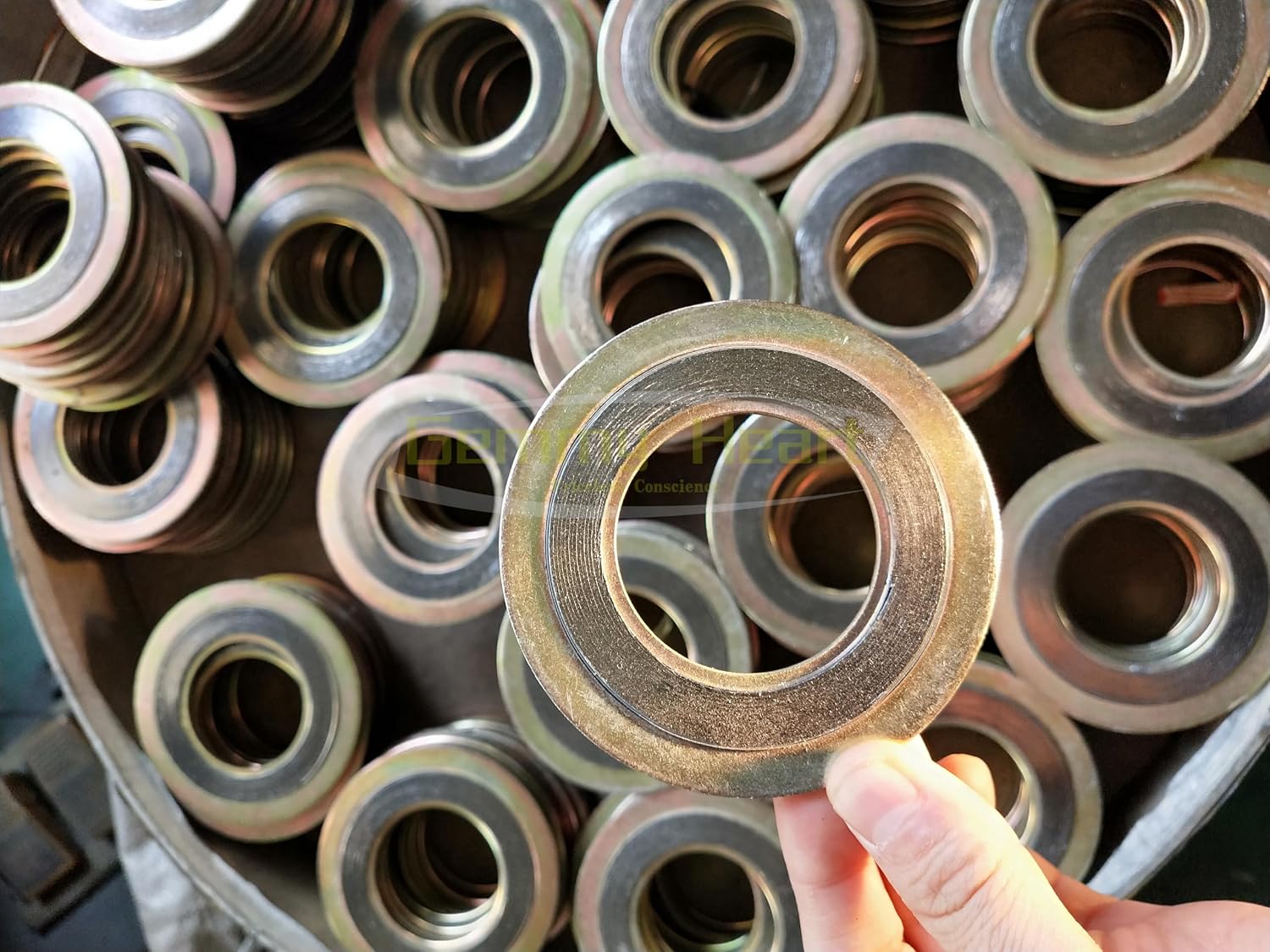 GemmySeal Spiral Wound Gasket with CS Inner&Outer Ring,Graphite Filled,5Pcs 16'' DN400-1500lb