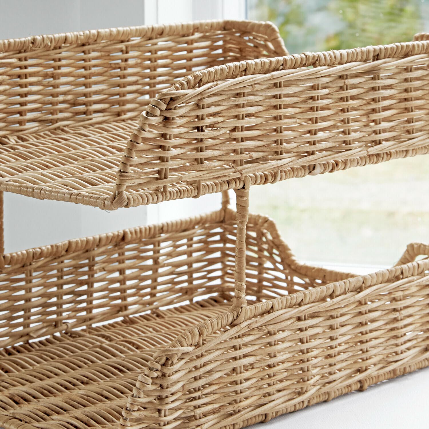 Loberon Organizer Brookhavens - braun | Zwei Ebenen für A4 - Optimal für Schmale Schreibtische - Dokumentenablage - Arbeitszimmer - Rattan