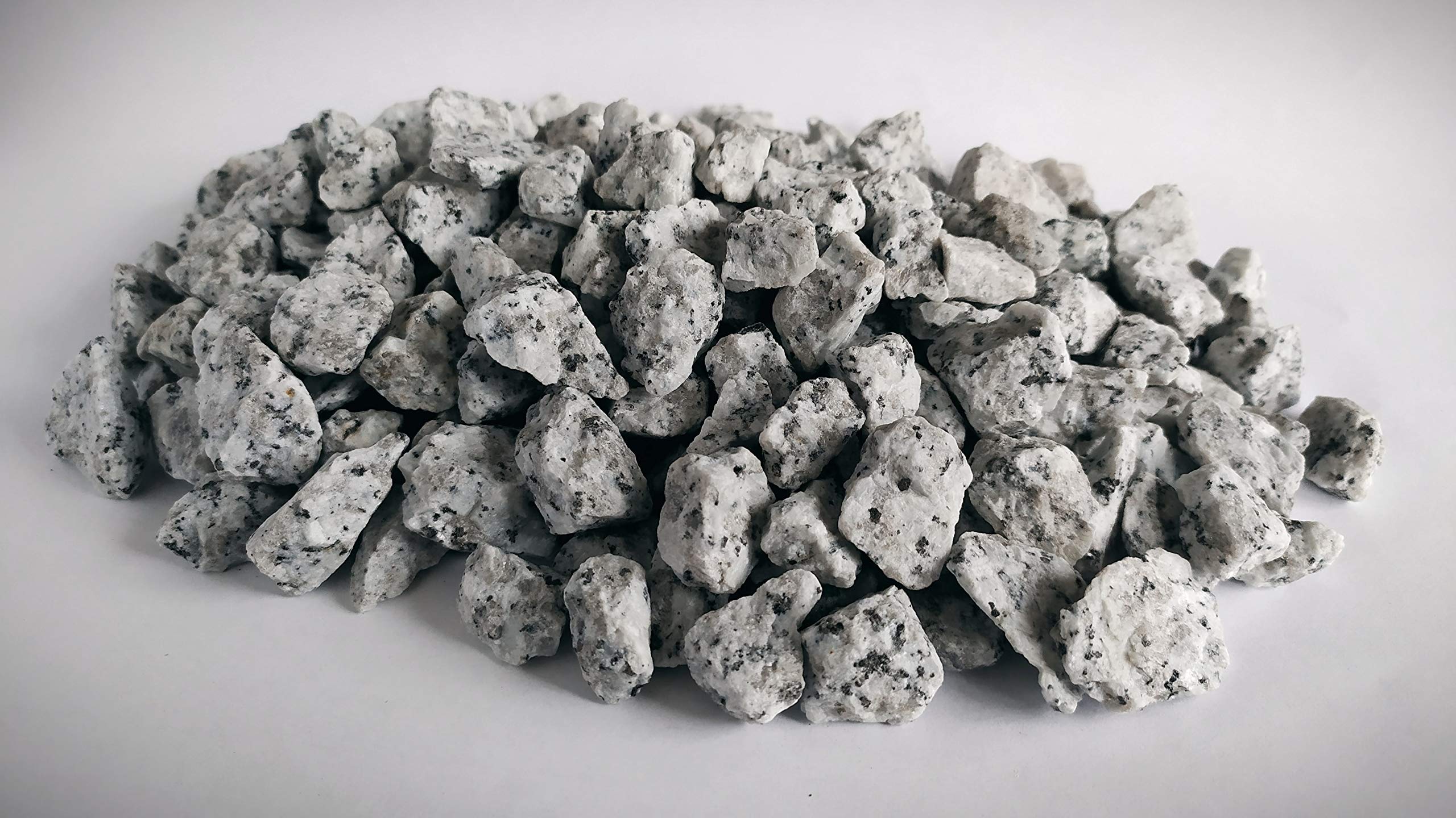 B2C DECORATIVE GRANITE CHIPPINGS PEBBLES Gravel Rock STONES Paths Garden Landscape (1KG)