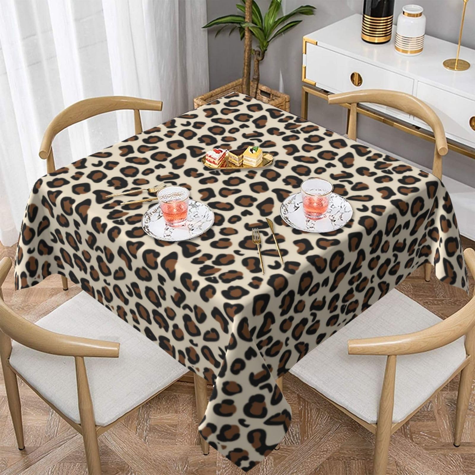 WKSGDSG Farmhouse Tablecloths For Square Tables, Leopard Print Table Cloths For Outdoor Indoor Wipeable Washable Soft Polyester Table Cover For Kitchen Party Banquet Home Decor, 137x137cm