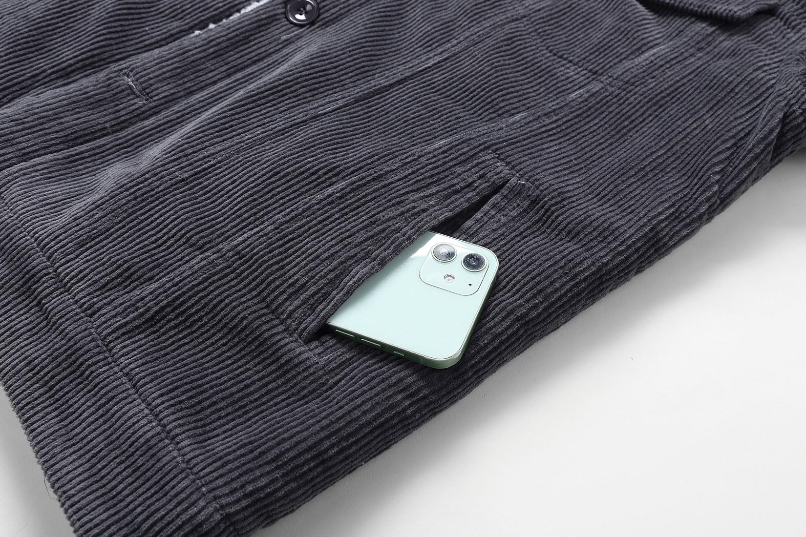 Chaqueta térmica gruesa de pana con forro de sherpa para hombre