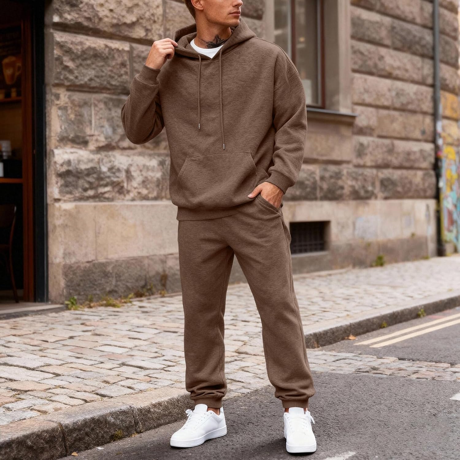 Men Tracksuits 2 Piece Sweatsuits Sets Fleece Hoodie and Mens Sweatpants with Pocket Athletic Jogging Sweat Suit