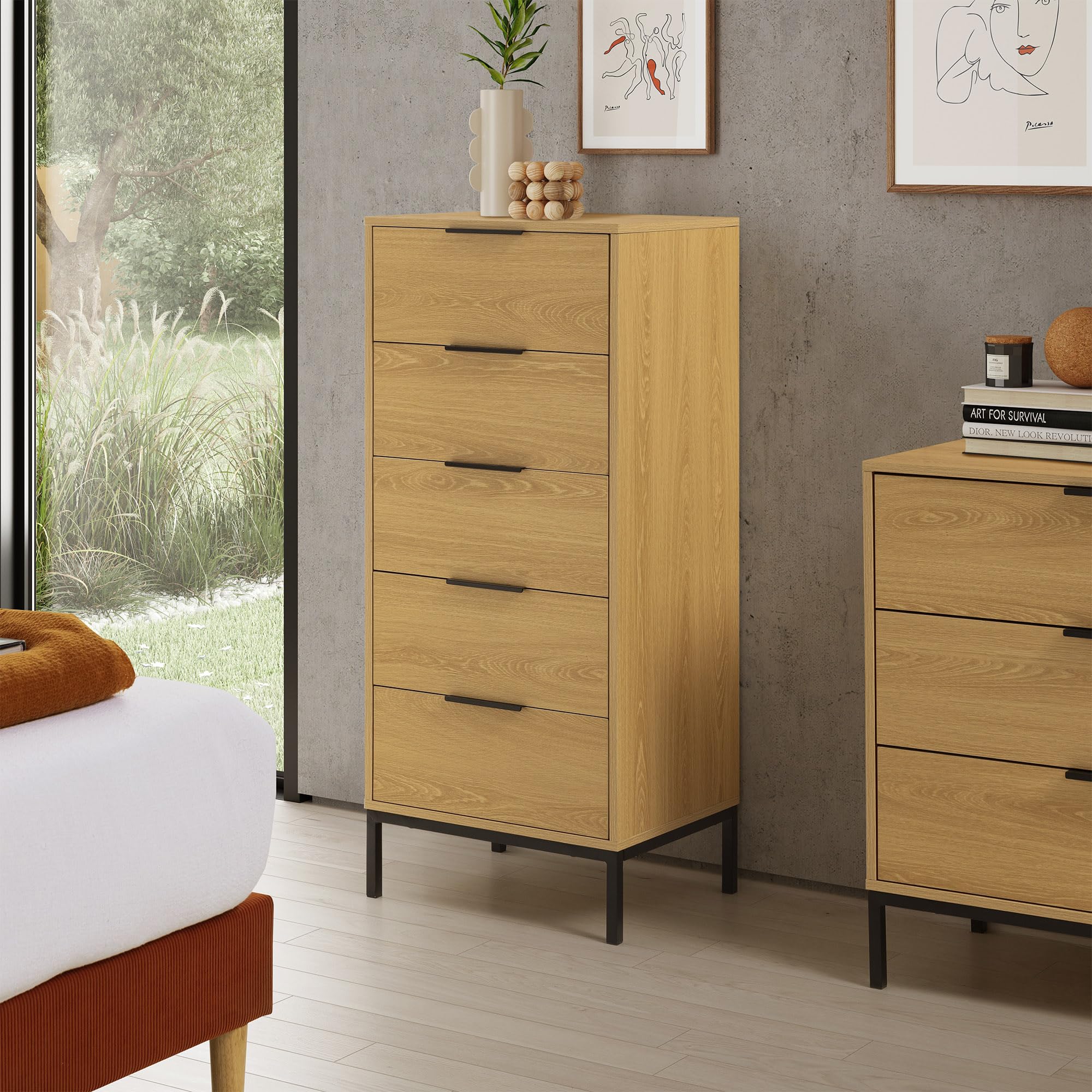 HOMN LIVING Cómoda Alta Auri 5 cajones Color Roble, 50 cm (Ancho) 40 cm (Profundo) 115 cm (Altura)