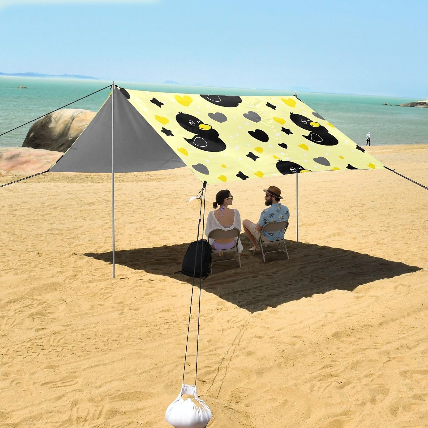 Small Duck Black Camping Sun Shelter, Beach Tent Portable Beach Sun Shade Outdoor Canopy for Camping Trips Fishing Picnic