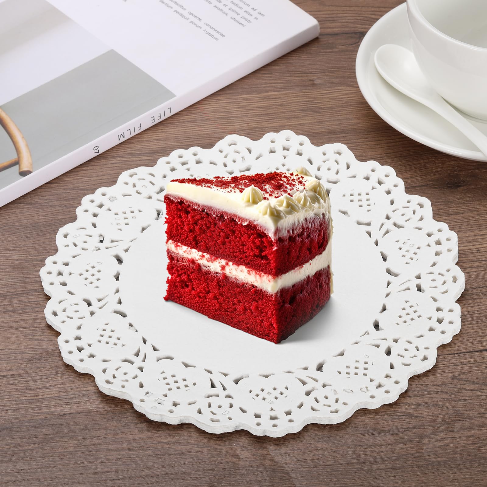 QUARKZMAN 500 Pezzi Centrini Di Carta Bianchi 9.5 Pollici Rotondi Centrini Tavola Per Matrimonio Compleanno Decorazione