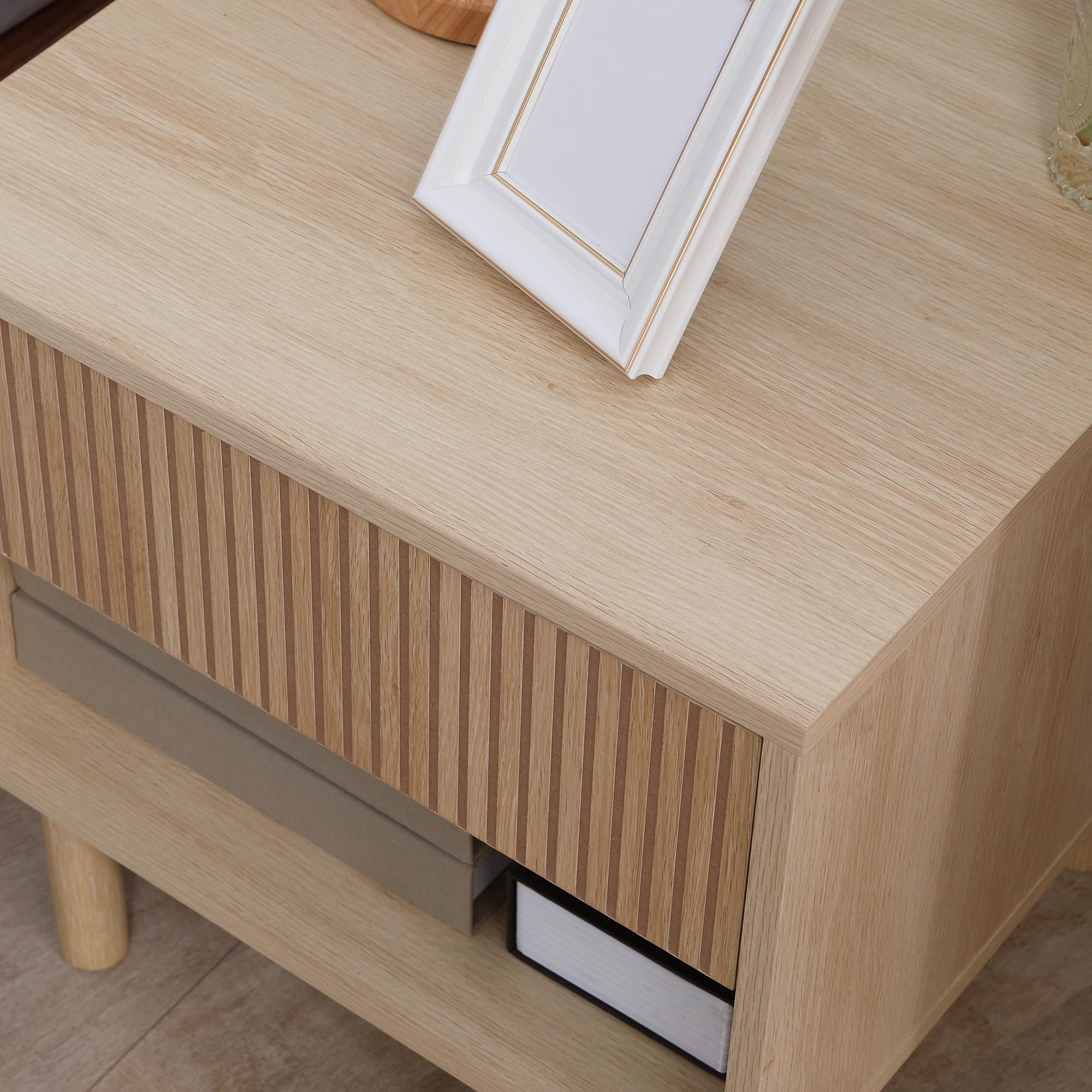 HOMCOM Comodino Moderno con Cassetto e Ripiano Aperto in Truciolato, 47x47x50 cm, Color Legno