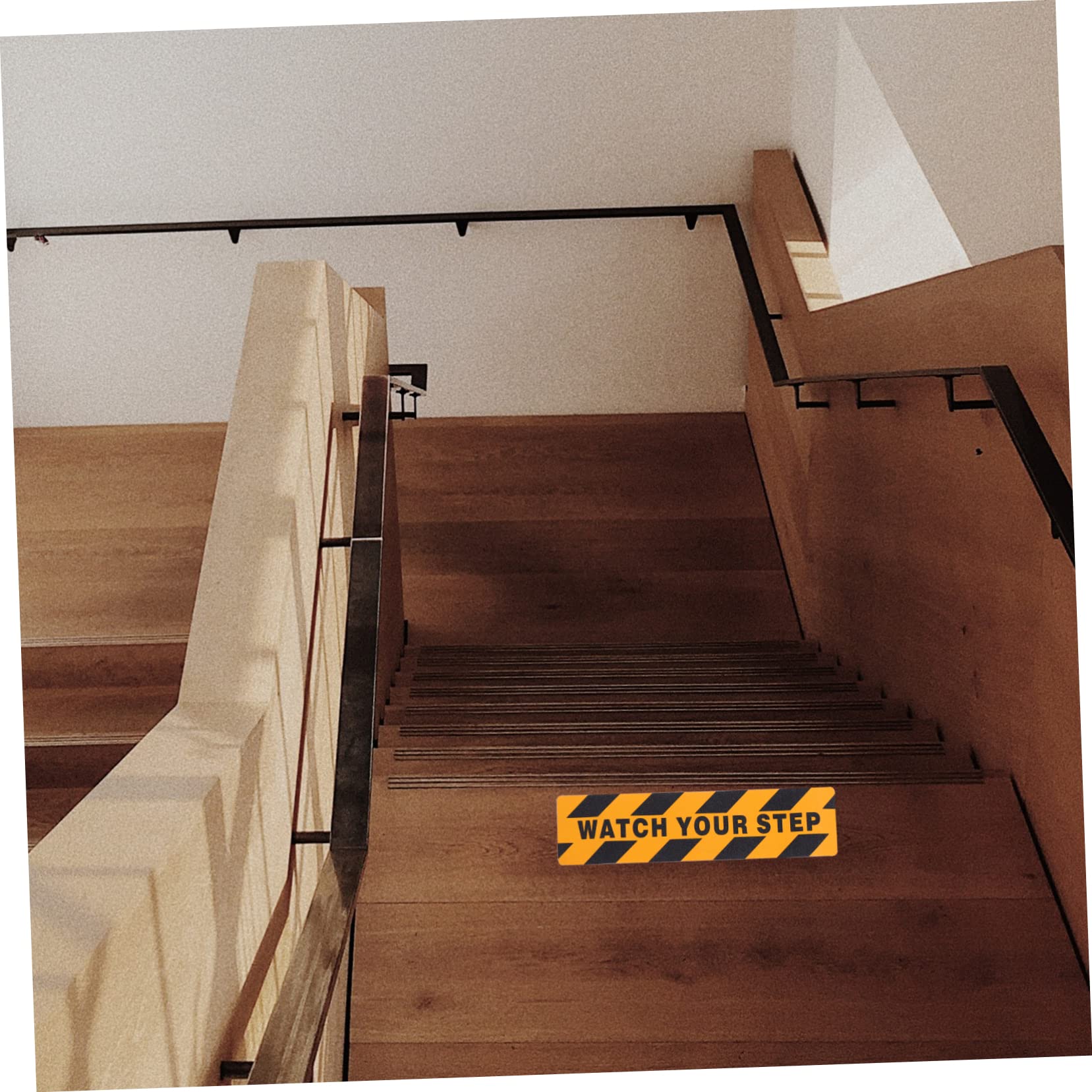 TOPBATHY 10 pezzi Nastro Antiscivolo Adesivo con Watch Your Step Strisce Antiscivolo per Scale e Passaggi Esterni Sicurezza Pet Resistente e Facile da Applicare