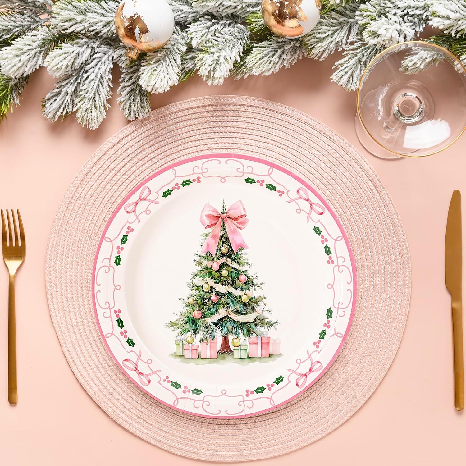 40Pcs Christmas Paper Plates 9 Inch Gingerbread Man Party Plates Disposable Dinner Dessert Plate for Xmas Holiday Party Supplies - Image 3