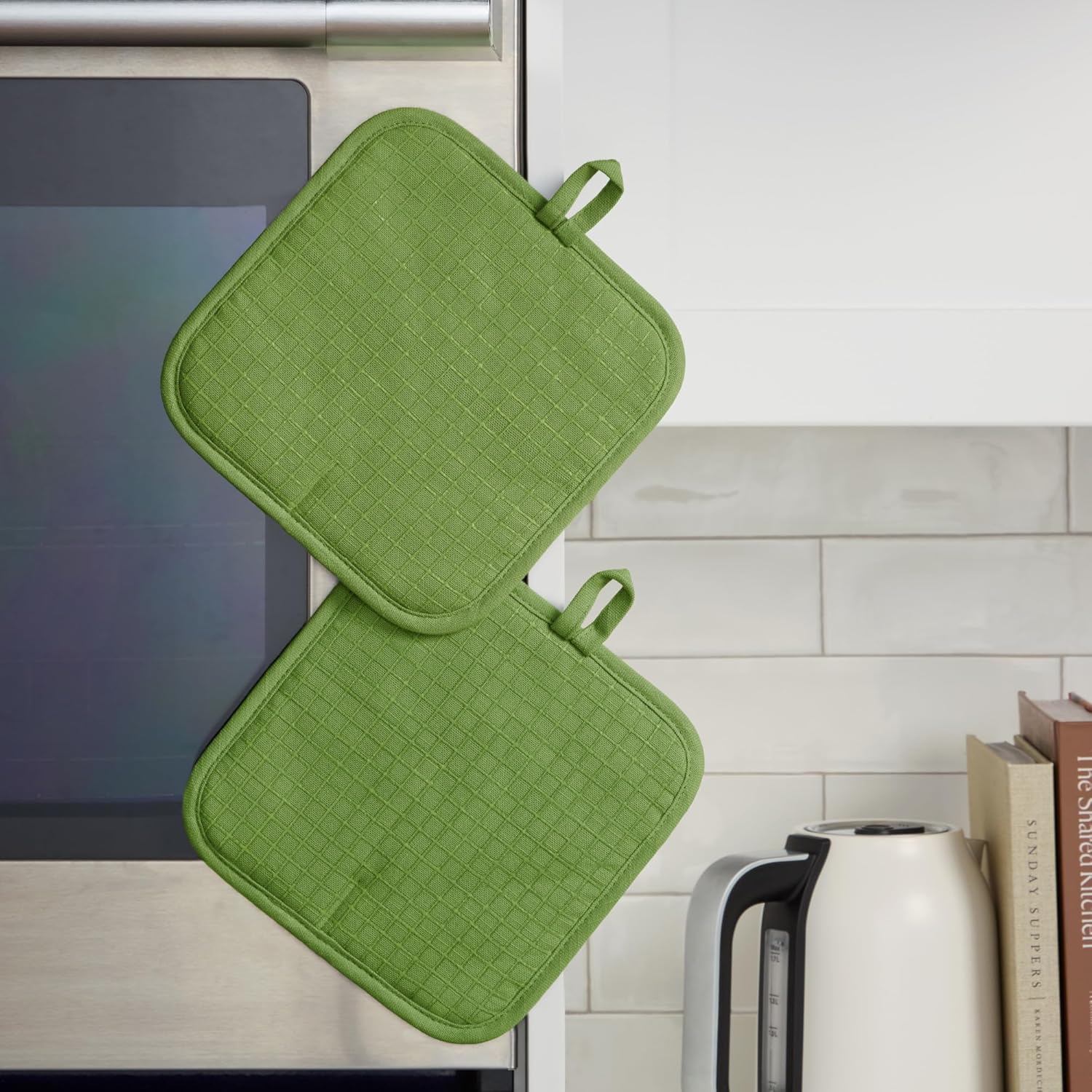 KITCHENAID Gourmet Series Gridlines Pot Holders 2-Pack Set, Heat Resistant up to 600°F, Soft Silicone Grip, Magnetic Cuff, Matcha Green, 8"x8"