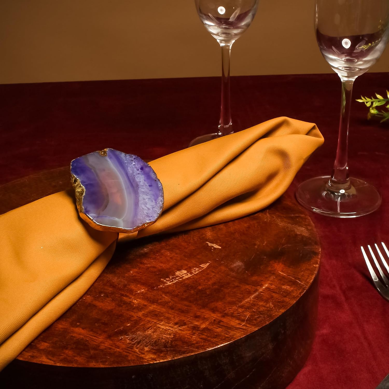 Natural Agate Stone Napkin Rings Set of 6 – Gold Edge Geode Crystal Napkin Holders for Dining Table, Mixed Color Agate Stone Accessories, Christmas, New Year, Thanksgiving