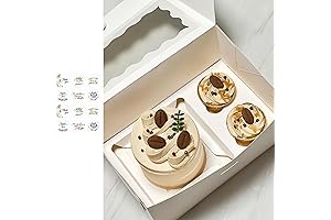 Petite Pastry Paradise: Bento Box for Mini Cakes