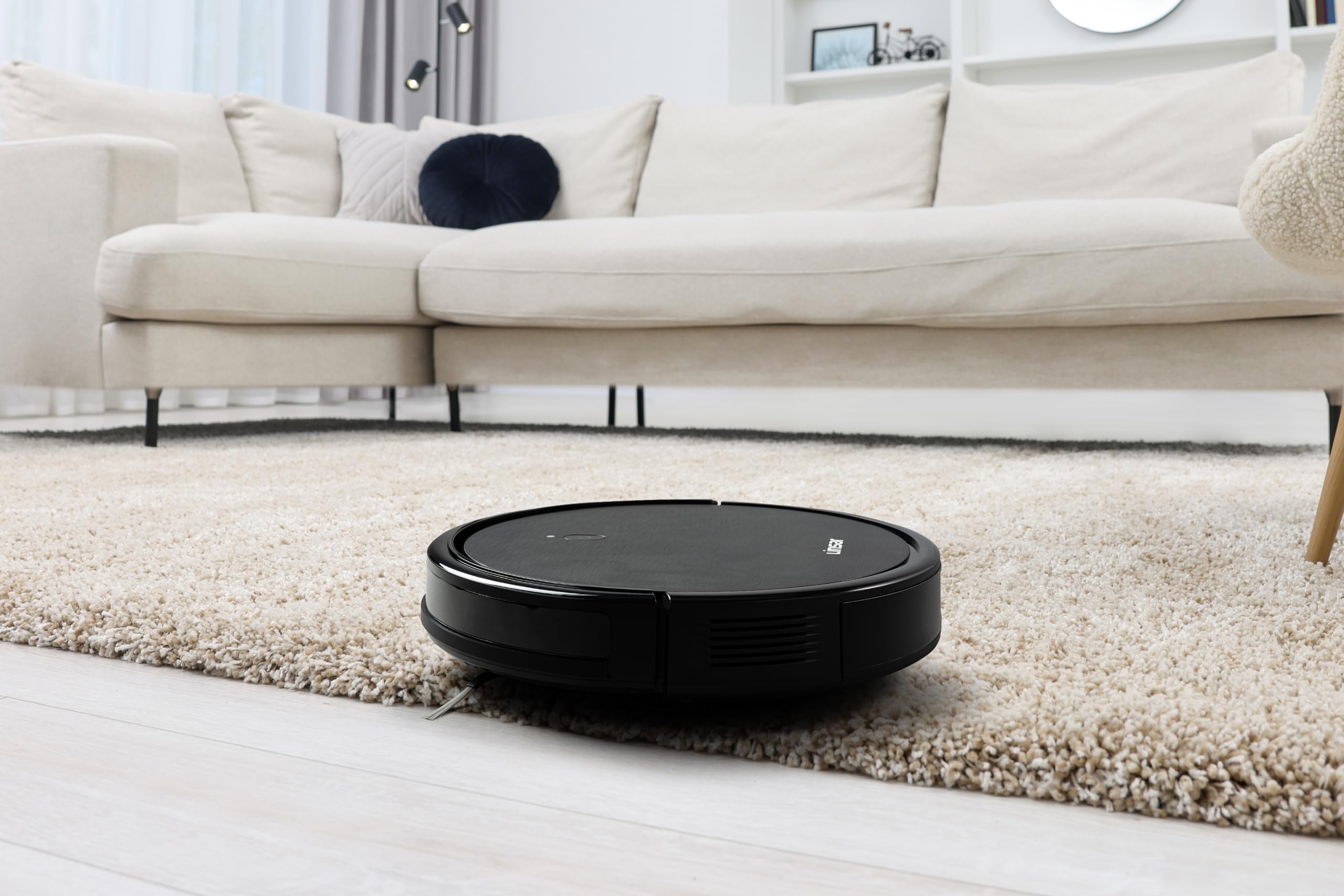 Linsar - Saugroboter ohne Wischfunktion - Starke Saugleistung - Alexa kompatibel - für Teppich, Tierhaare & Hartböden - Staubsauger Roboter mit Ladestation & Fernbedienung (Schwarz)
