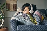 Vista 2 de Sony WH-CH520 - Auriculares inalámbricos Bluetooth con micrófono y hasta 50 horas de duración de la batería con carga rápida, color blanco