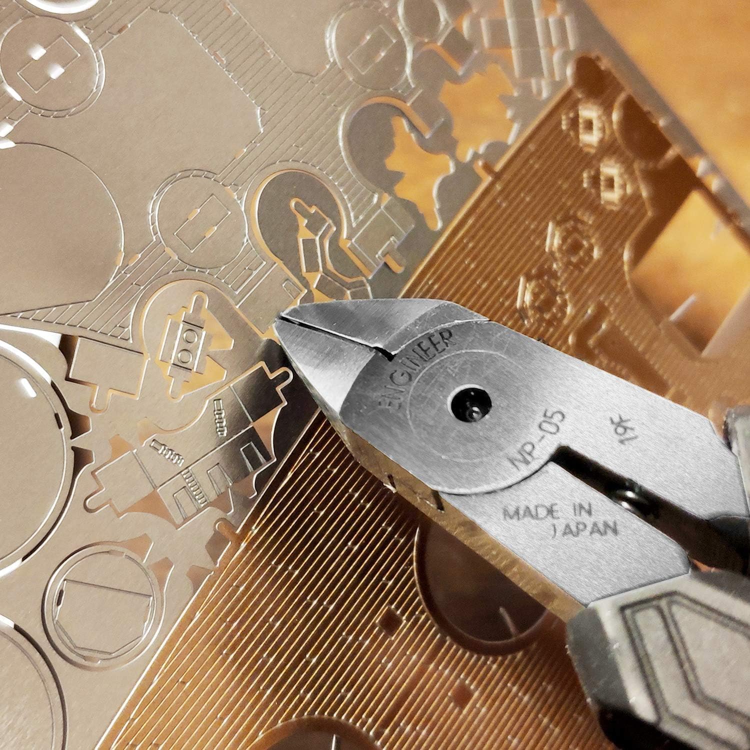 ENGINEER 123mm Plastic Cutting Mini Model Nippers. Made in Japan. Precision Flush Cutters for Trimming Injection Molding, Plastic and Thin Copper Wire. NP-05