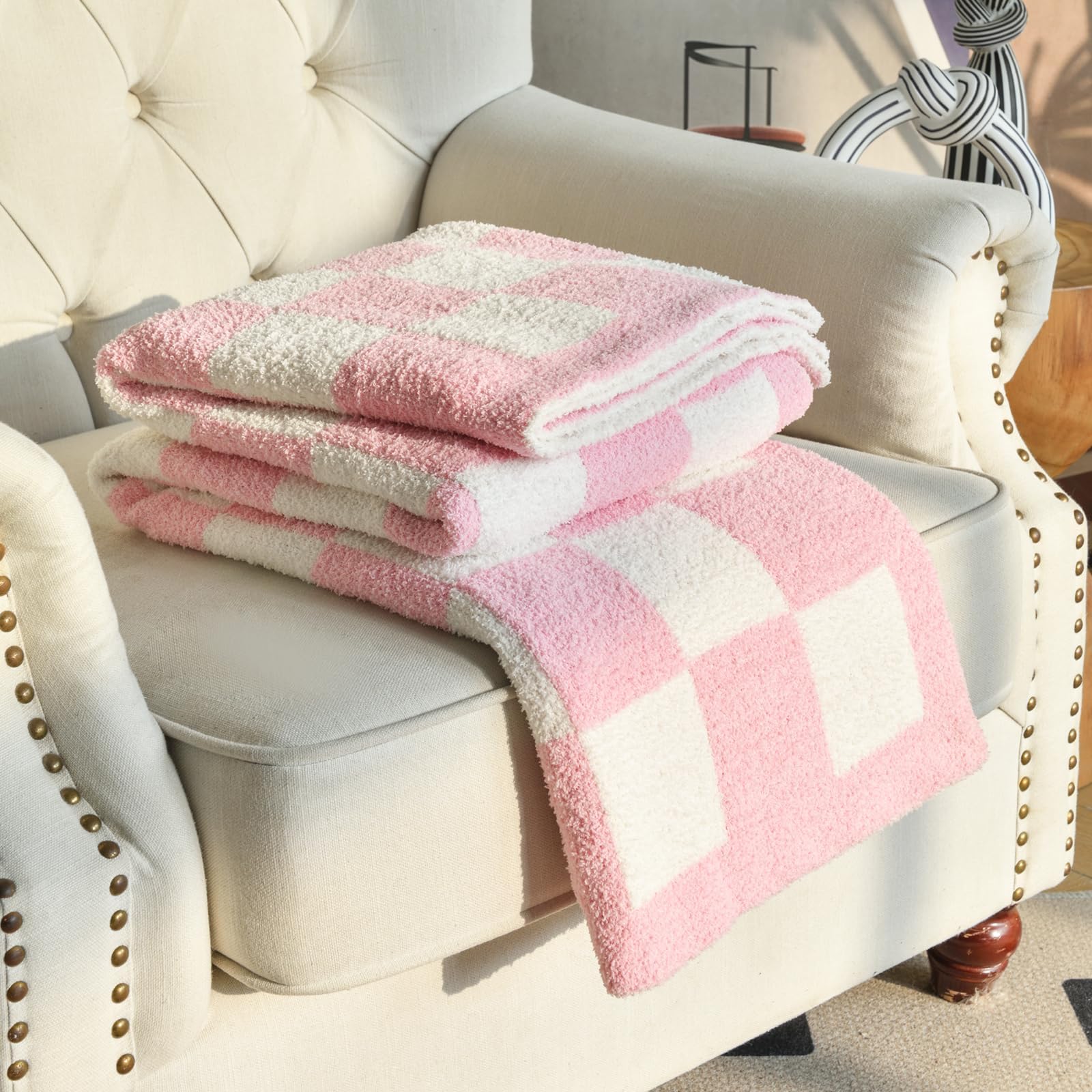 Checkered Throw Blanket for Couch, Pink Checkerboard Blankets with Soft Fluffy Microfiber for Bed Sofa, Cozy Knit Lightweight Decorative Travel Bed Blanket for Camping Picnic, 27"x39"