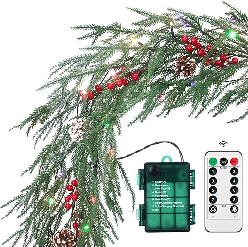 Guirnalda de Navidad de 6 pies de pino de Norfolk preiluminada con bayas rojas y bolas de cedro, luces LED y control remoto – Guirnalda iluminada a