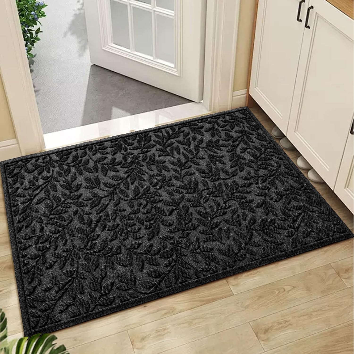 Bulijojo Sturdy Front Entrance Doormats,Durable Heavy Duty Welcome Mat,Thick Absorbent Natural Rubber Non Slip Mat,Easy Clean Entryway Mat Leaves Black, 47" x 32" 2'8" x 3'11" (Rectangular) Leaves Black