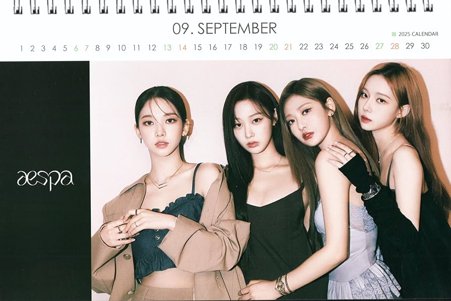 Amazon.co.jp: aespa エスパ グッズ 卓上 カレンダー (写真集