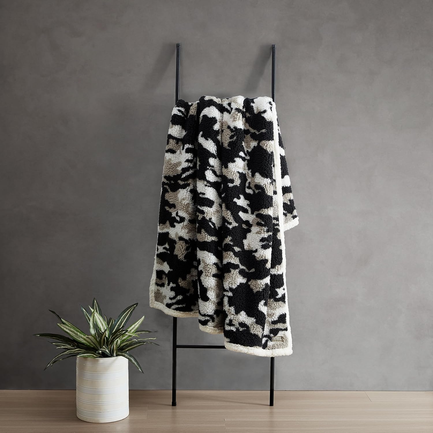 Kenneth Cole- Throw Blanket, Reversible Cozy Sherpa Bedding, Warm & Lightweight Home Decor (Blend Out Grey, 50 x 60) - Image 4