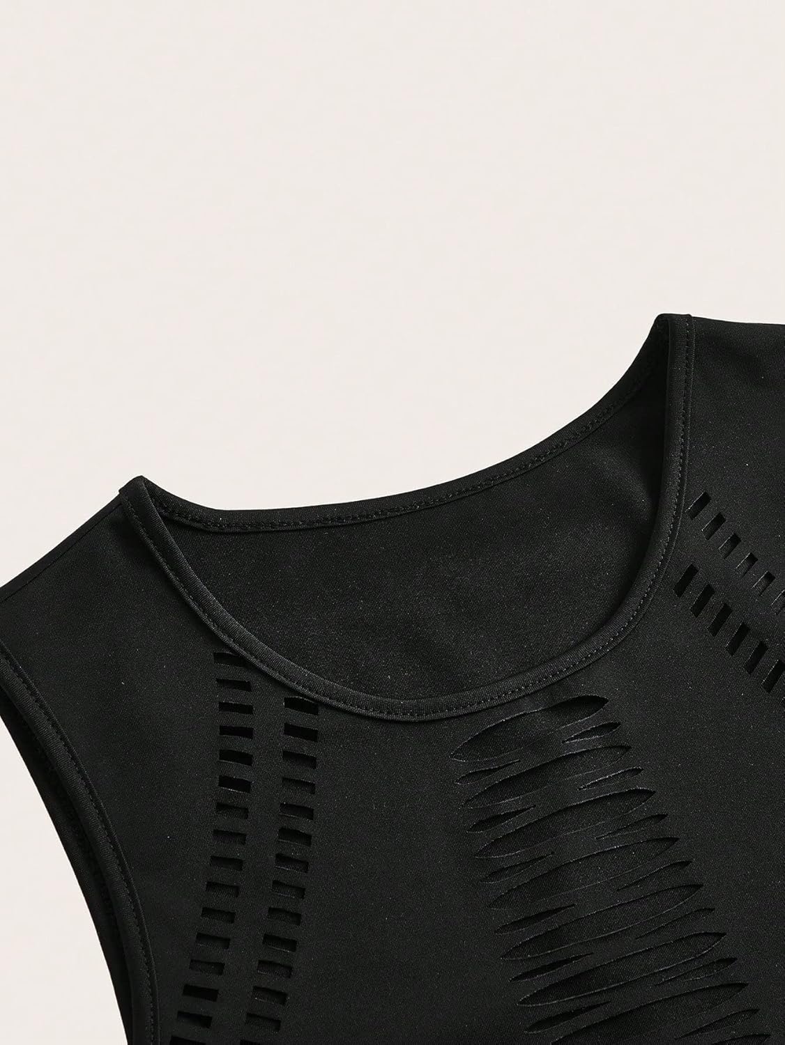 Floerns Women's Cut Out Sleeveless Round Neck Punk Rock Solid Ripped Crop Tank Top - Image 5