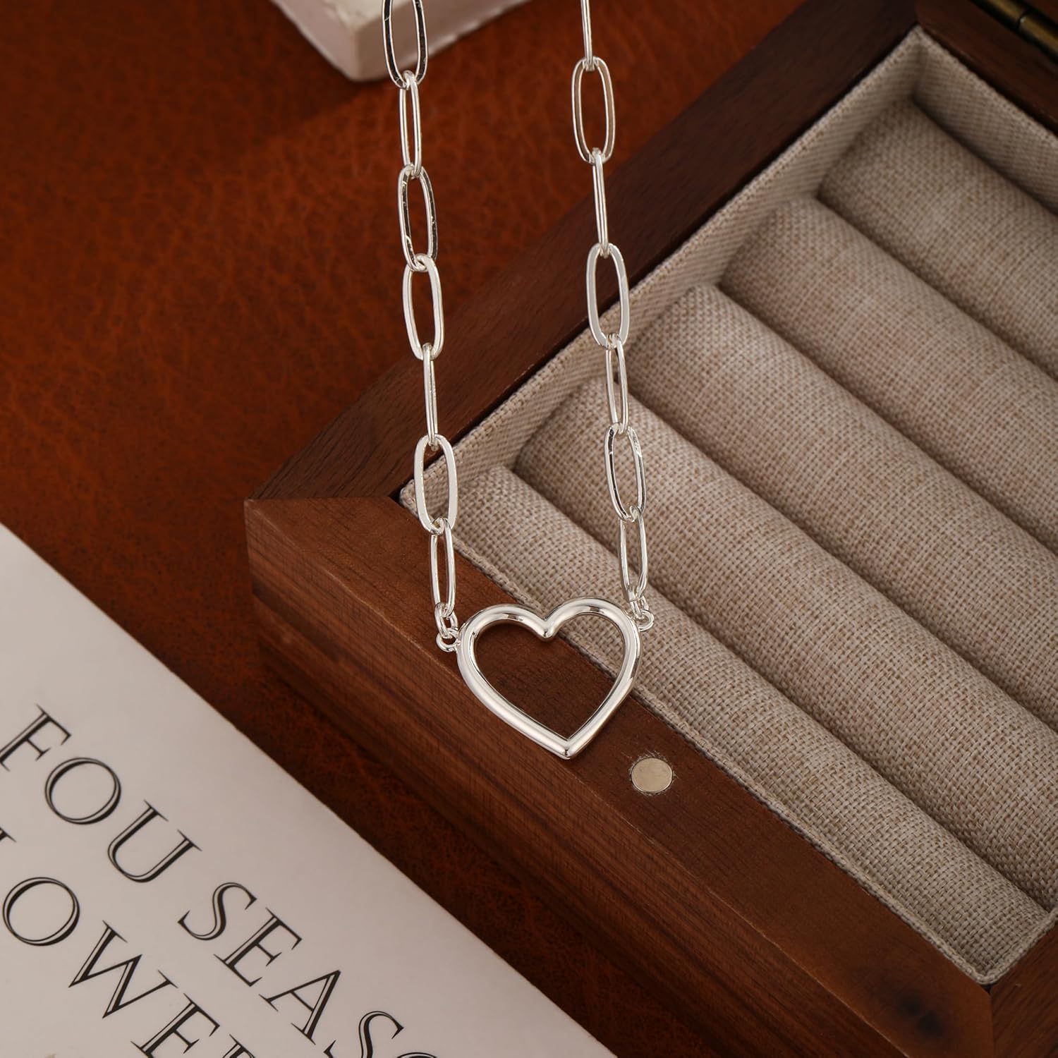 ASCOMY Dainty Gold Necklace for Women 14K Gold Plated Necklaces for Her Delicate Love Heart Necklace Heart Pendant Necklace Cute Necklaces Festival Jewelry Gift for Women - Image 6