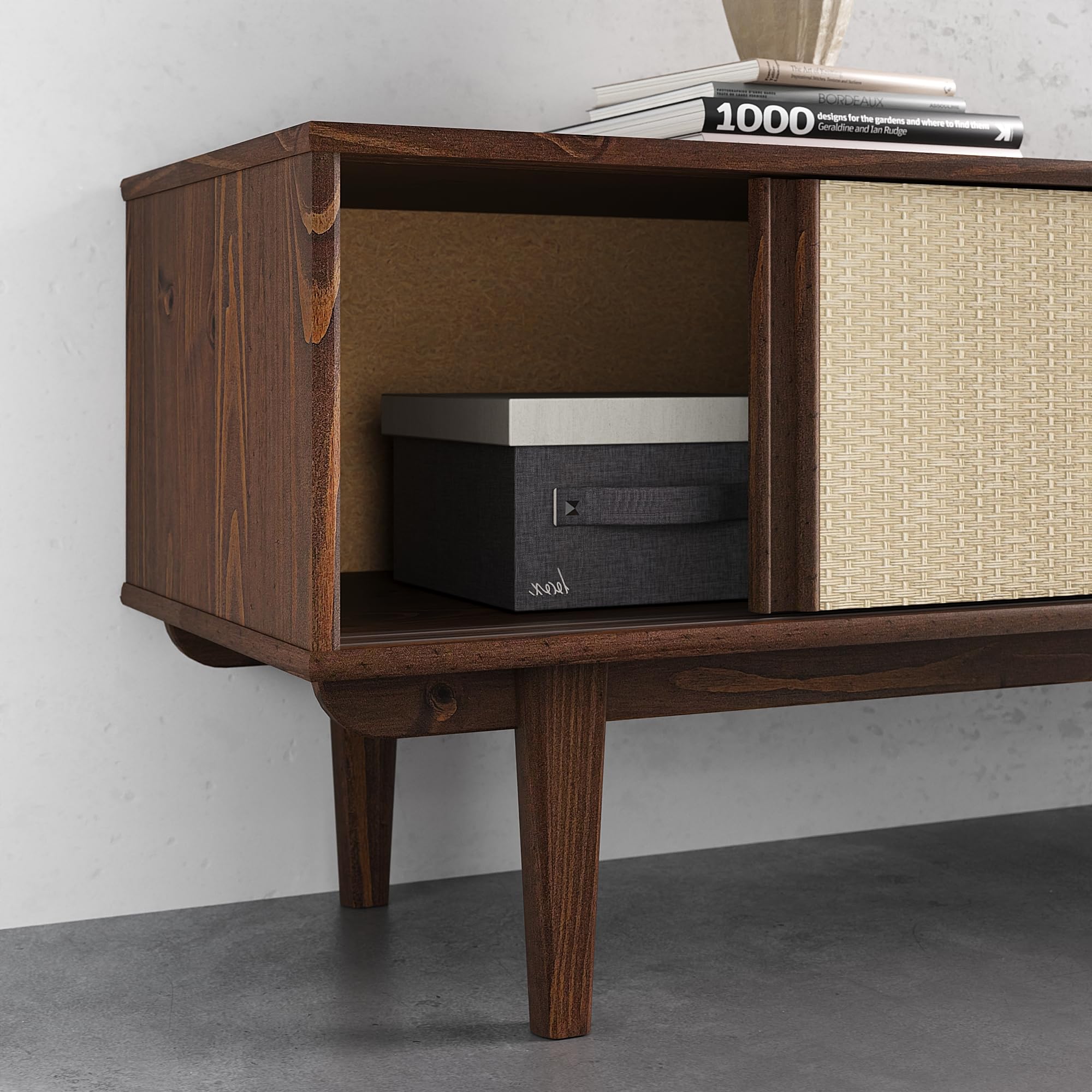 KOMFOTTEU TV-meubel van bamboe, tv-bank met 2 deurkasten, tv-tafel, open rek met 2 niveaus en schuifdeur van glas, voor tv tot 55 inch, 120,5 x 31 x 45,5 cm