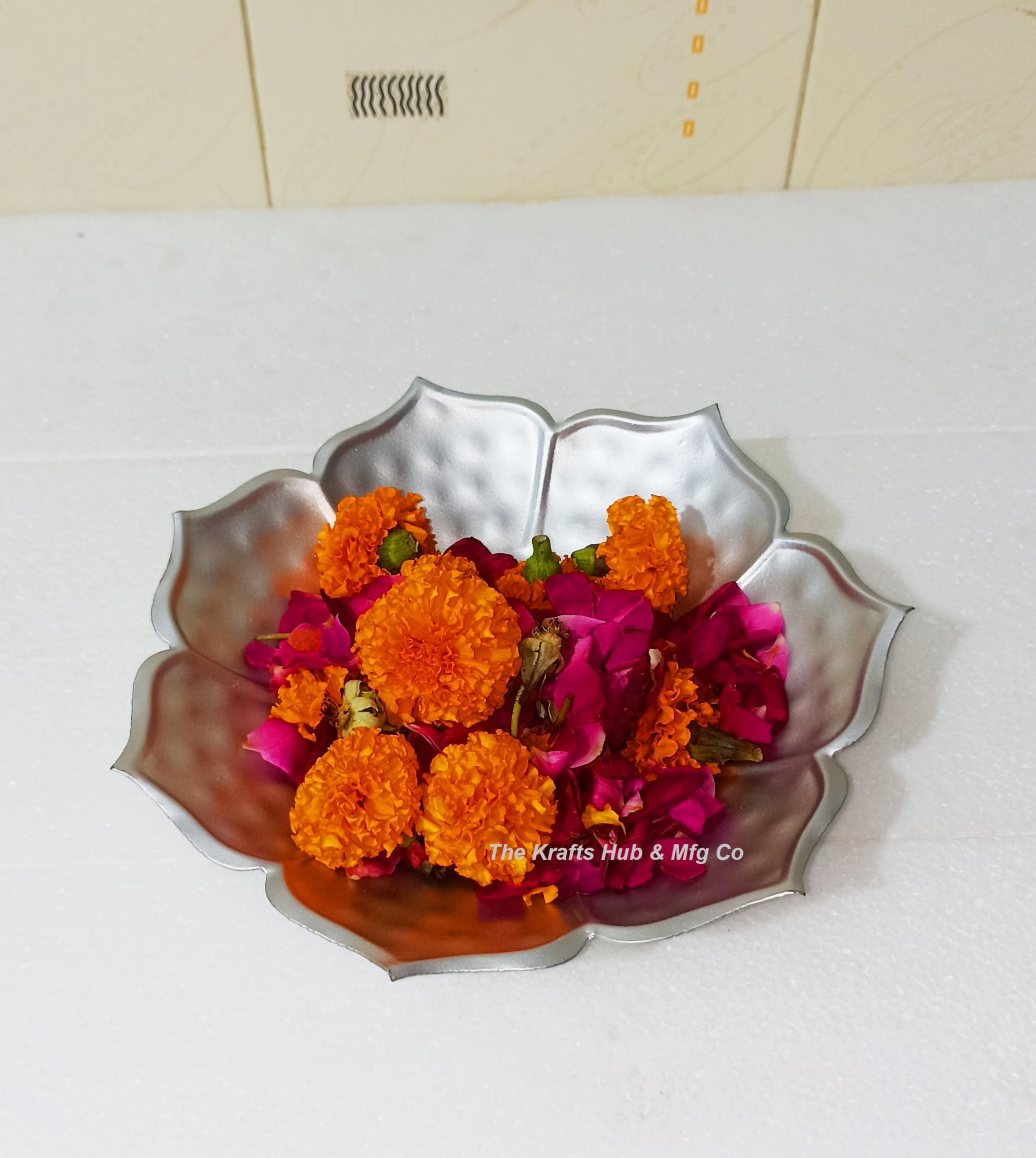 The Krafts Hub Silver Finish Metal Lotus Shape Mini Urli 8 inch Bowl Tealight Candle Holder for Home Decoration for Entrance gate/Living Room