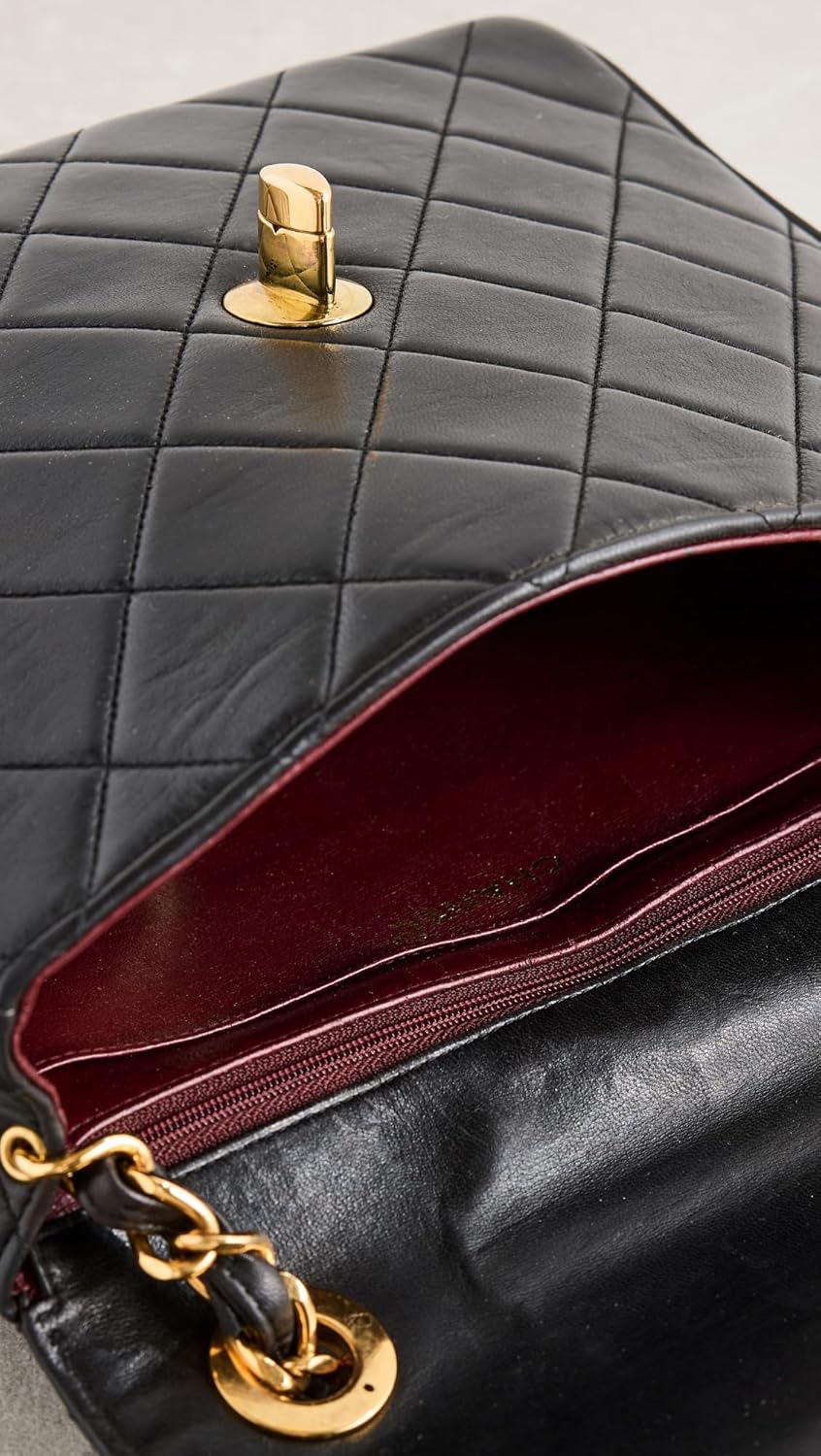 Chanel Women's Pre-Loved Chain Shoulder Bag Lambskin Leather - Image 5