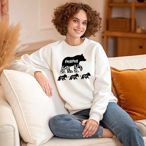 Miniatura 3 de Mama Bear Sweatshirt and Hoodie, Customizable Mom Outfit, Mother's Day Gift, Custom Mama Sweatshirt, Mama Bear Hooded With Kids Names, Women's Cute