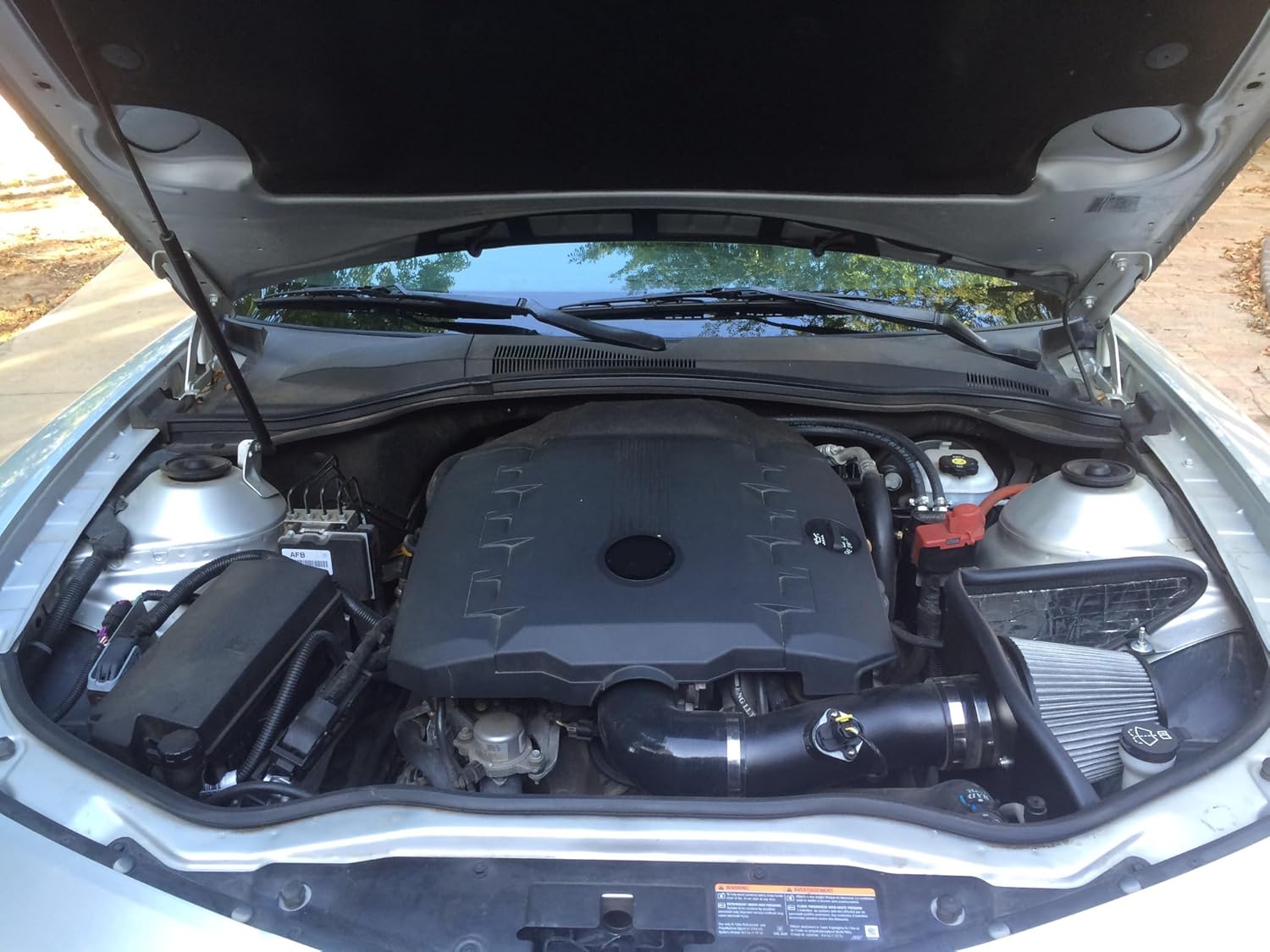 High-Flow Air Filter Cold Air Intake System Compatible with 2012-2015 Cheverolet Camaro, Increase Performance & Towing