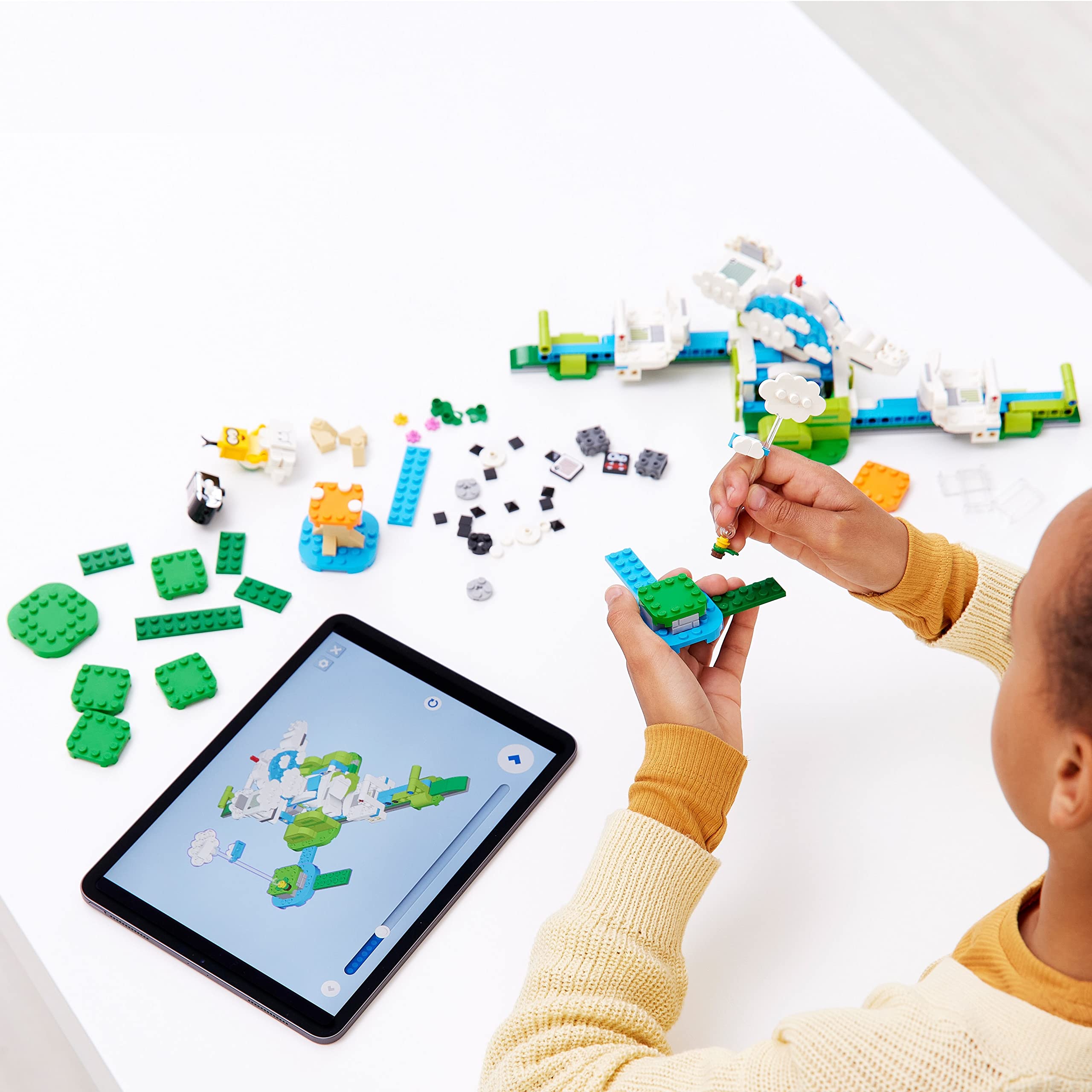 LEGO Super Mario 71389 Podniebny świat Lakitu — zestaw dodatkowy | Kolekcjonerska zabawka dla dzieci (484 elementy)