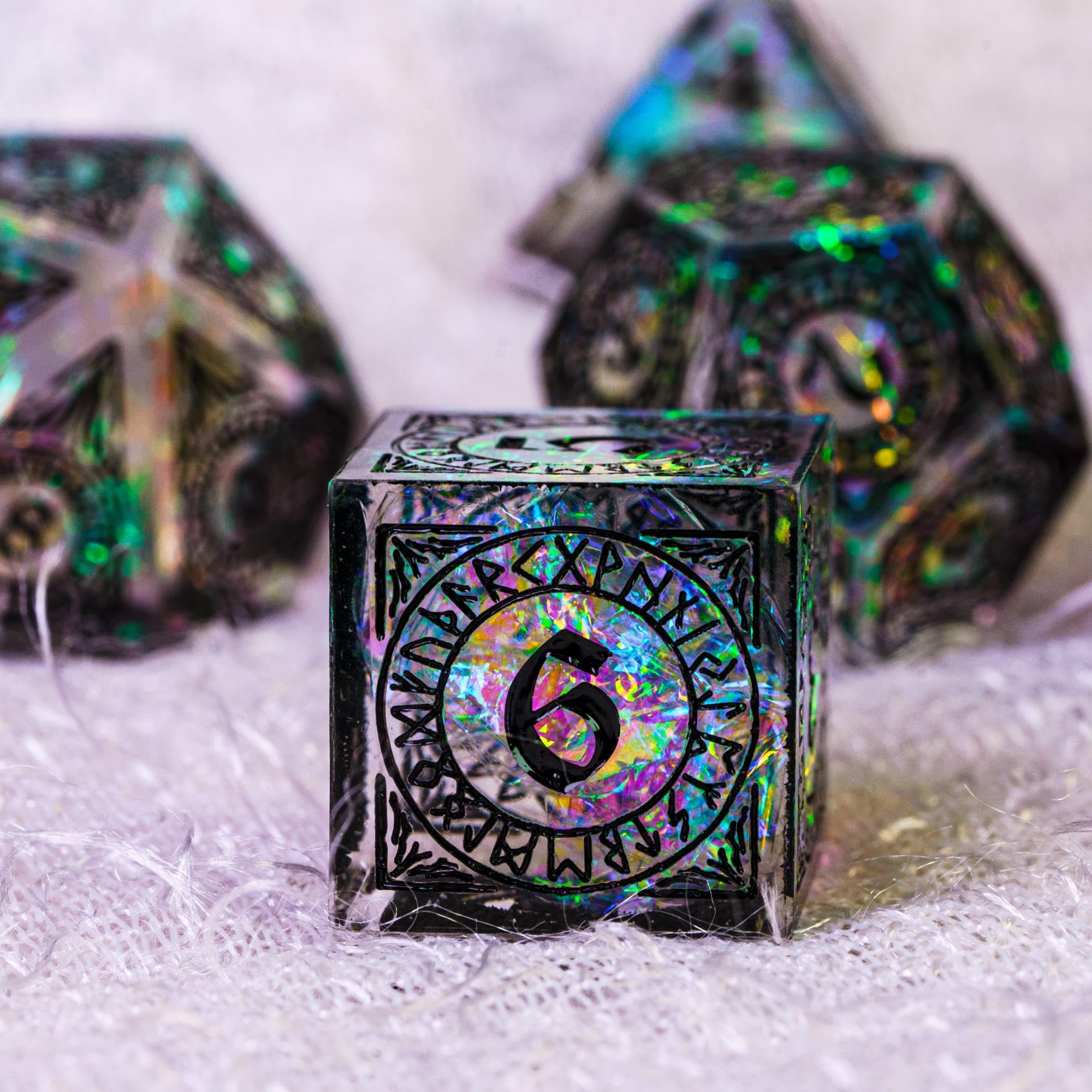 Premium Würfelset (W20 bis W4) - handgefertigte DND-Würfel, polyedrische RPG-Würfel für Dungeons and Dragons (D&D), Pathfinder, Cthulhu, DSA - 7-teiliges Set mit scharfen Kanten & Glitzer-Effekt